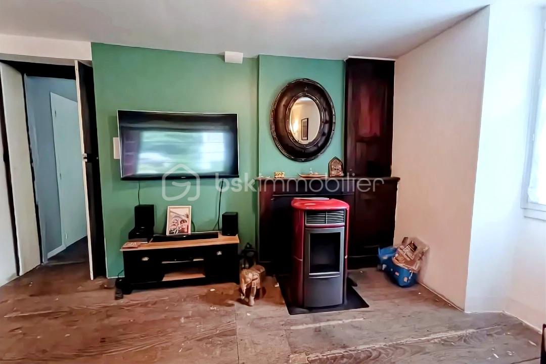 Maison de 240 m² - hoqi-40db81e917504201b8e2bd1f8f643712.jpg