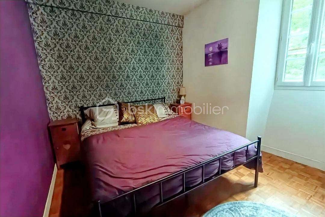 Maison de 240 m² - hoqi-7ac079c46b344cdaa2de97846c4a60e2.jpg