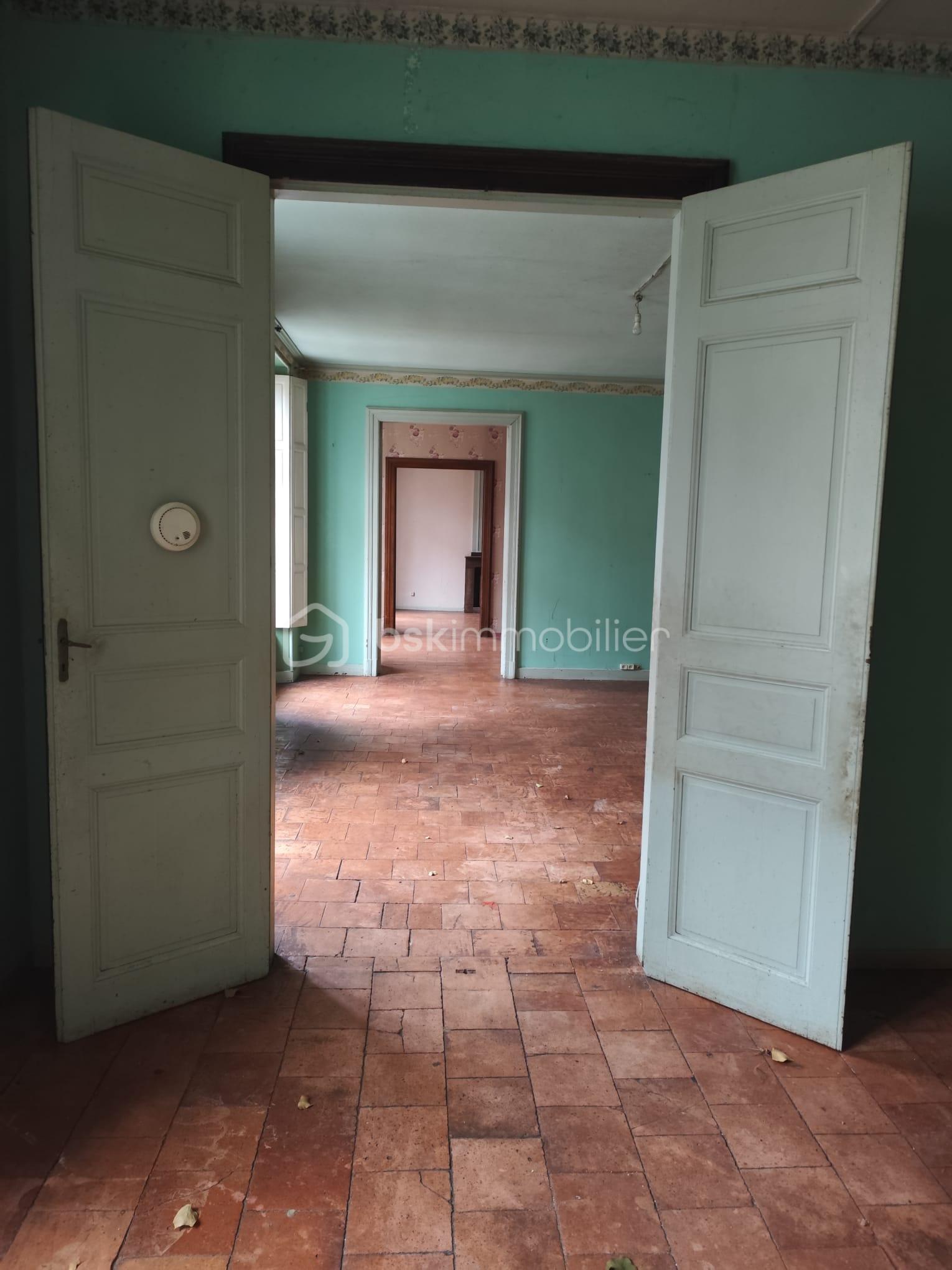 Immeuble mixte de 450 m² - WhatsApp Image 2026-01-28 at 07.33.48.jpeg