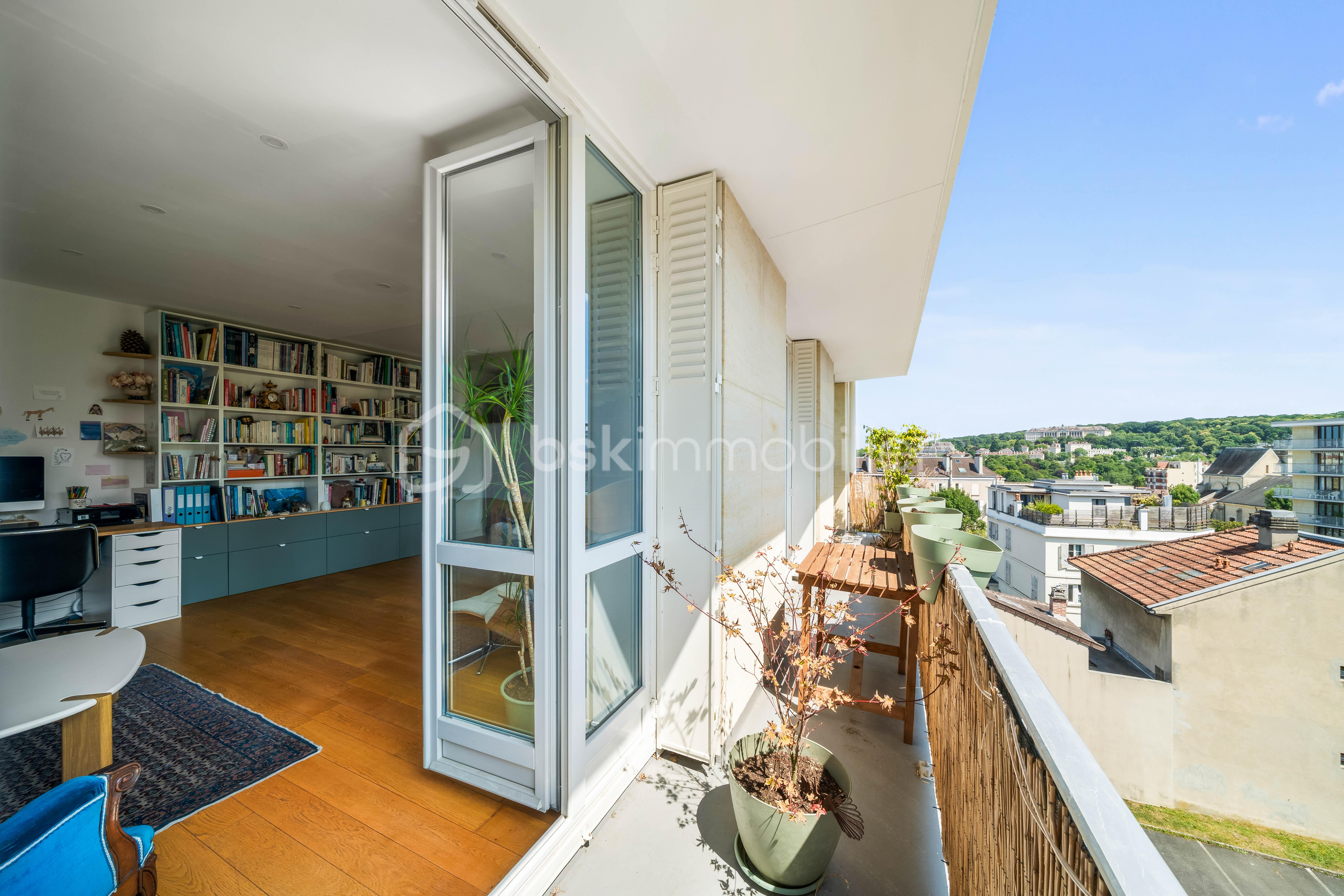 Balcon biblio.jpg
