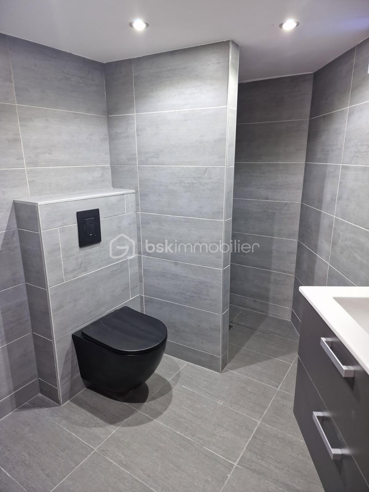 Immeuble de 190 m² - 8.jpg