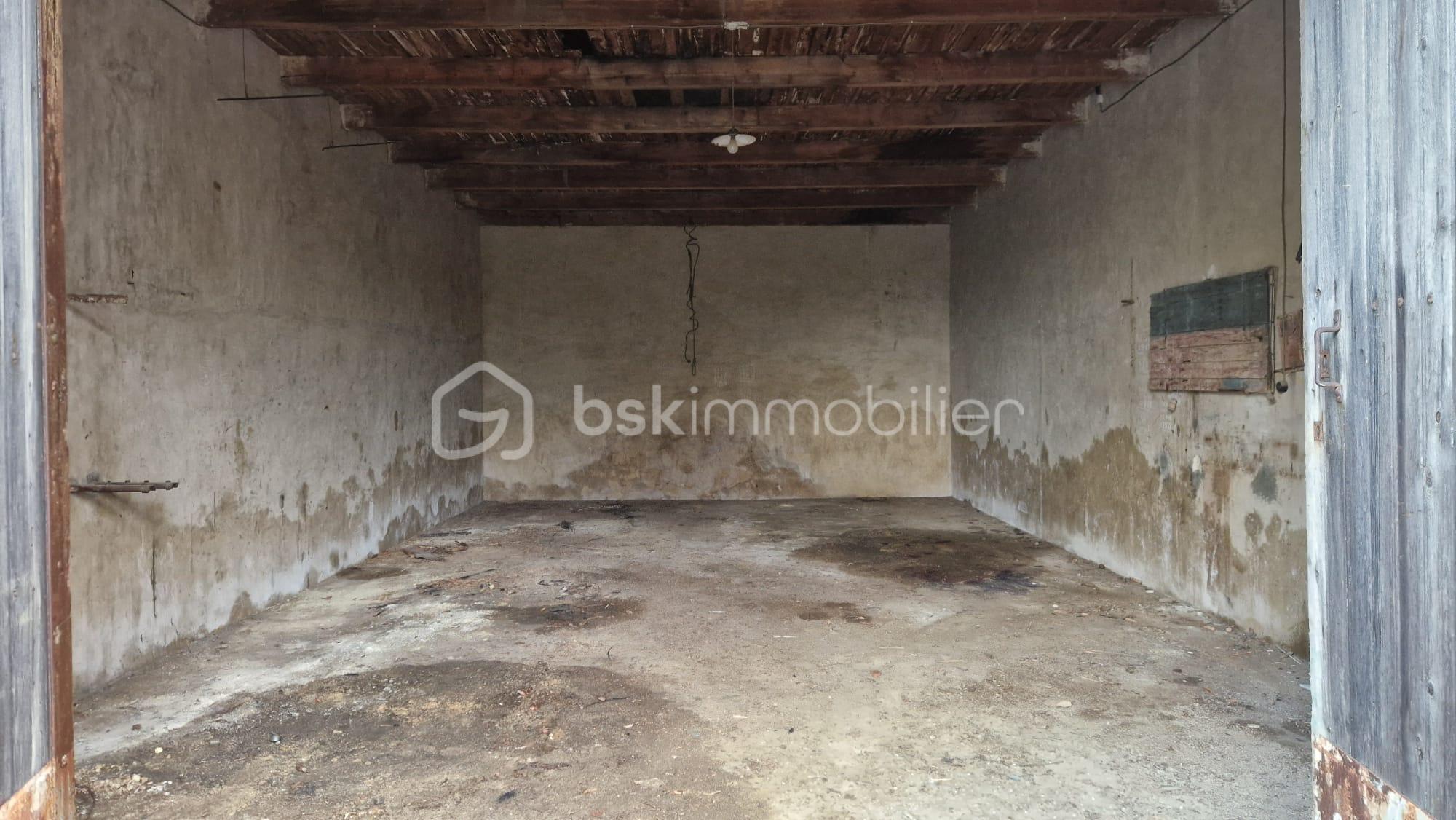 Grange de 58 m² - INTERIEUR.jpeg