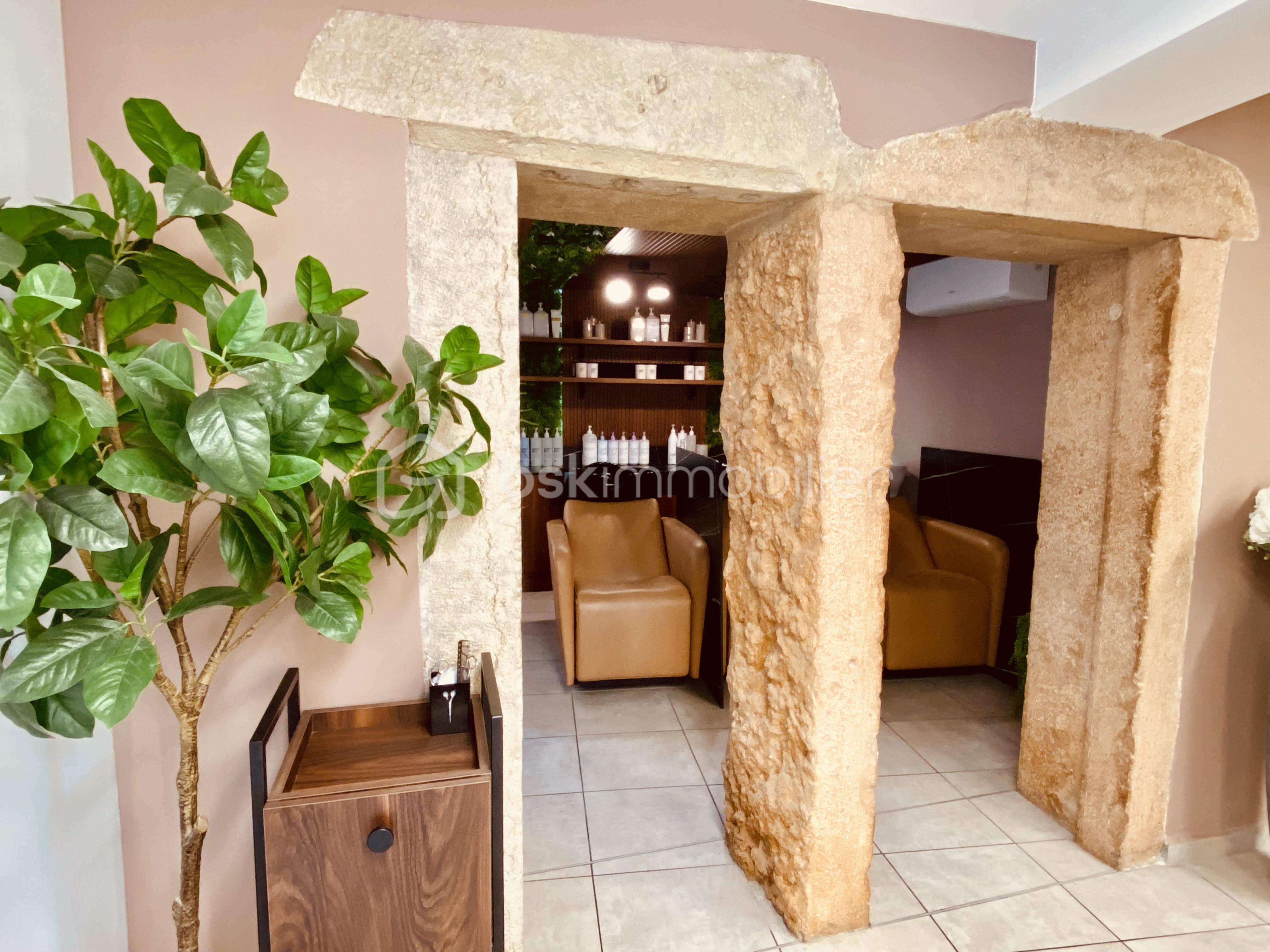 Fonds de commerce - tempImagerMJyUC.png