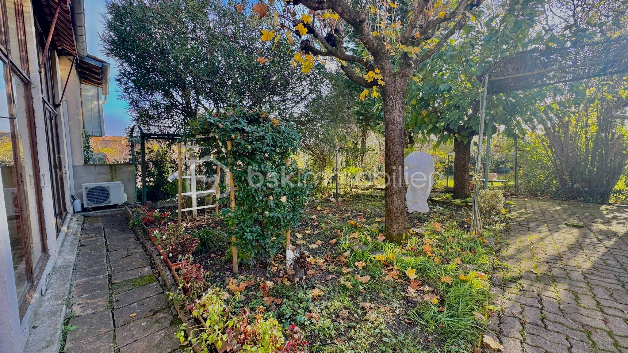 Maison de ville de 115 m² - WhatsApp Image 2025-12-01 à 22.04.02_2482476d.jpg