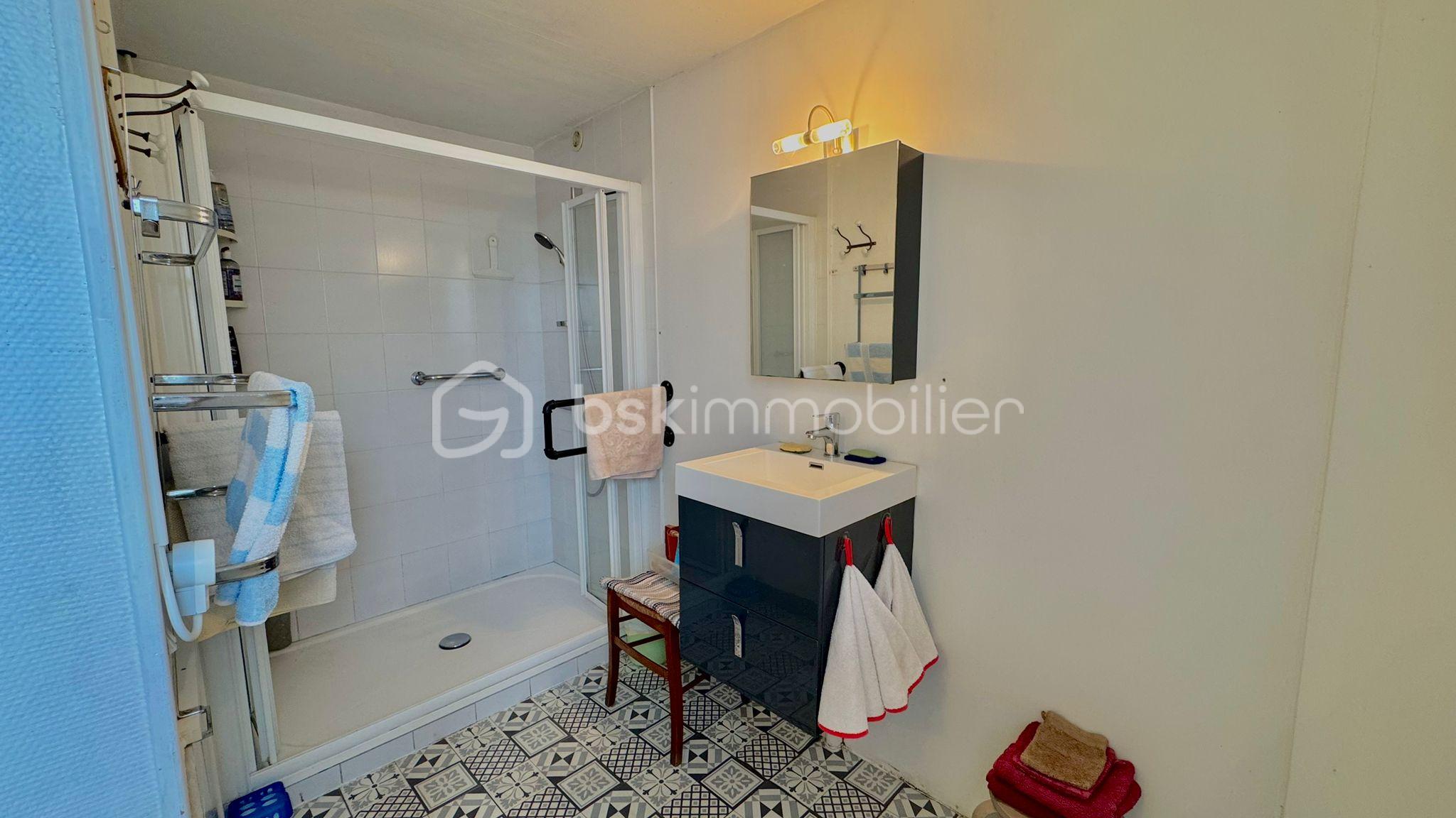 Maison de ville de 115 m² - WhatsApp Image 2025-12-01 à 22.03.59_cef3089a.jpg