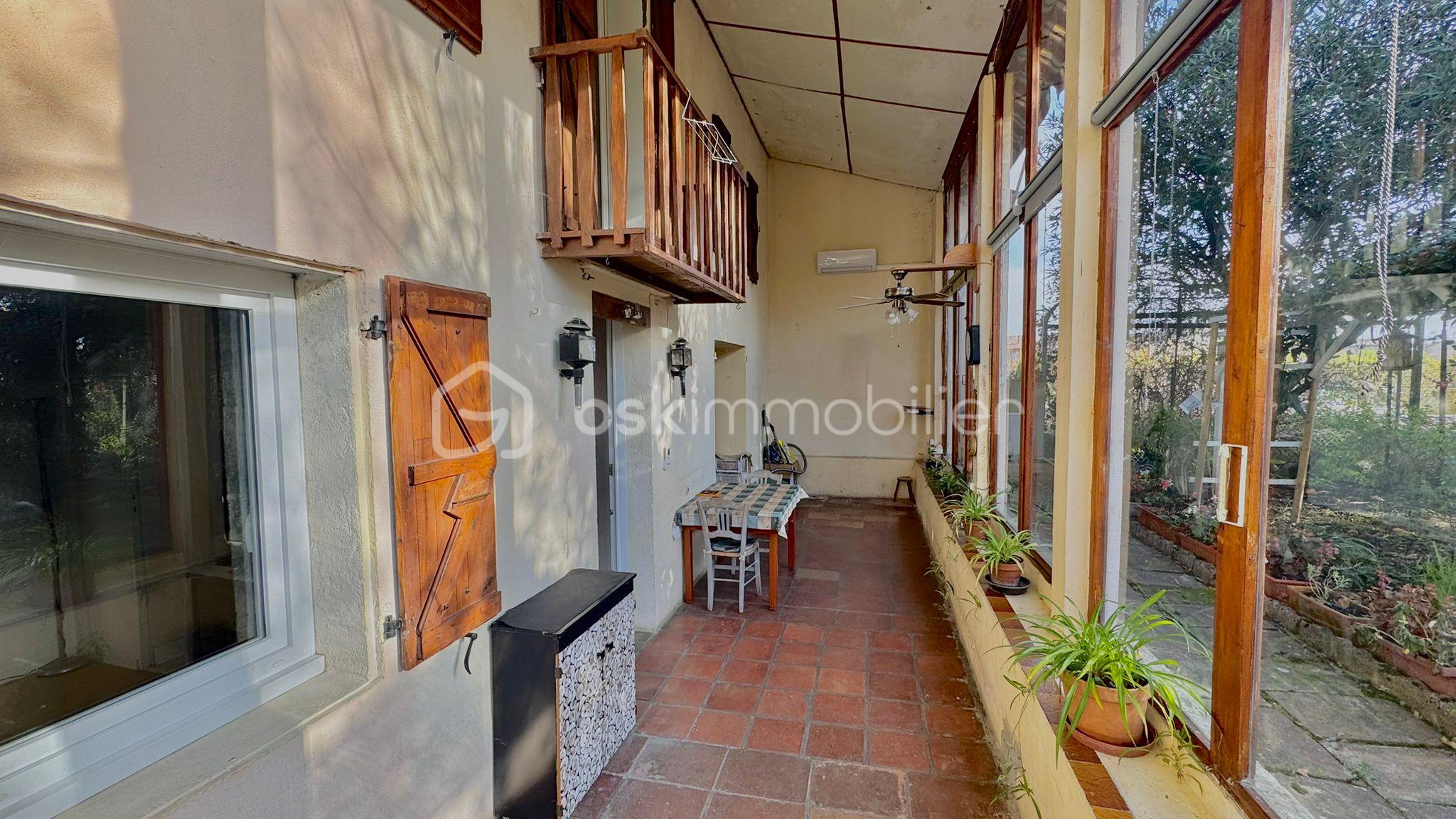 Maison de ville de 115 m² - WhatsApp Image 2025-12-01 à 22.04.01_059fd9cb.jpg