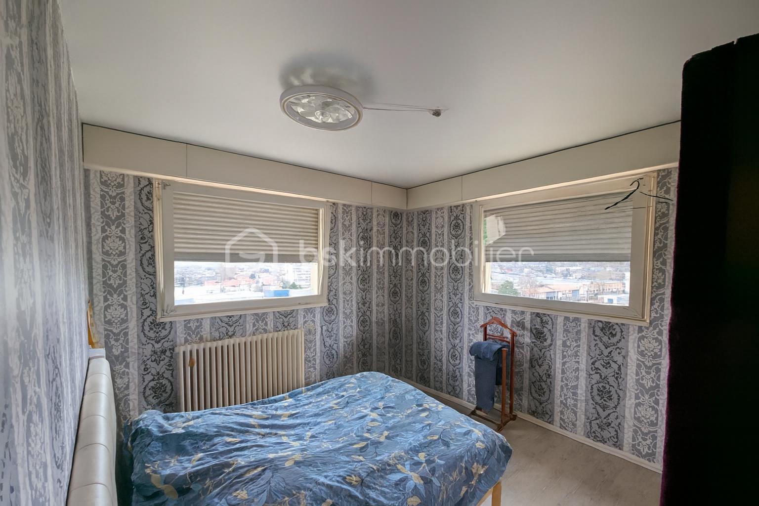 Appartement de 105 m² - ChatGPT Image Dec 4, 2025, 11_58_04 AM.png