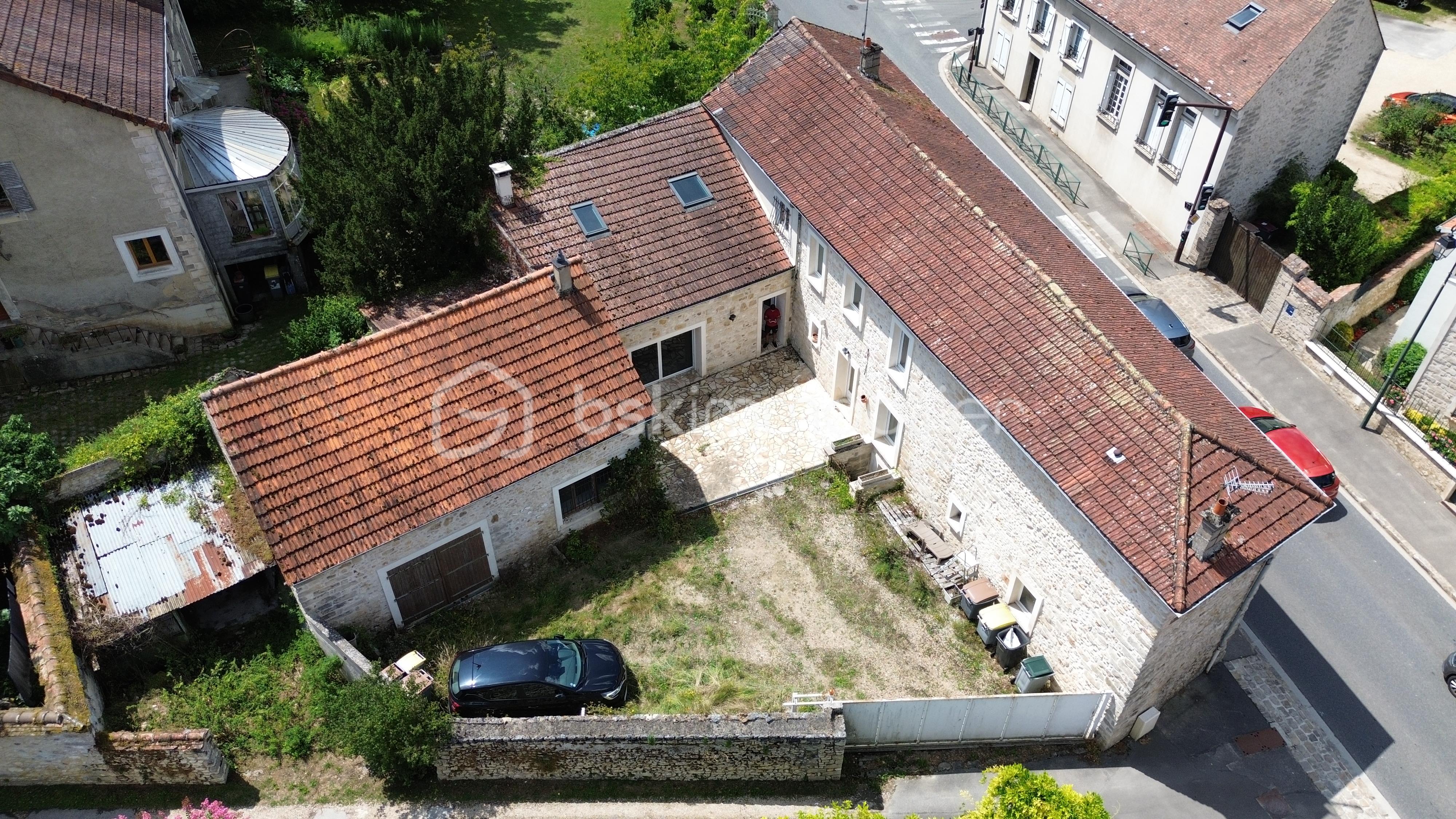 Maison de 240 m² - DJI_0100.JPG