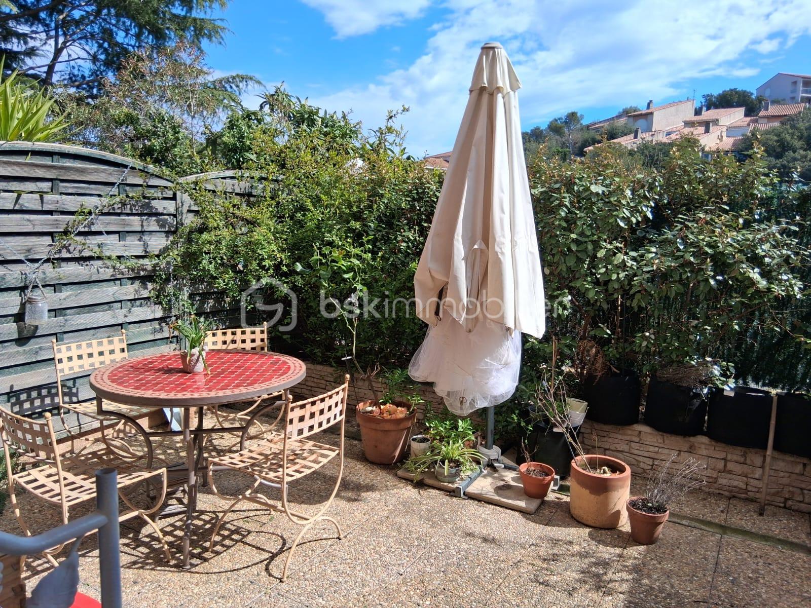 Immeuble de 65 m² - caillet terr avant.jpg