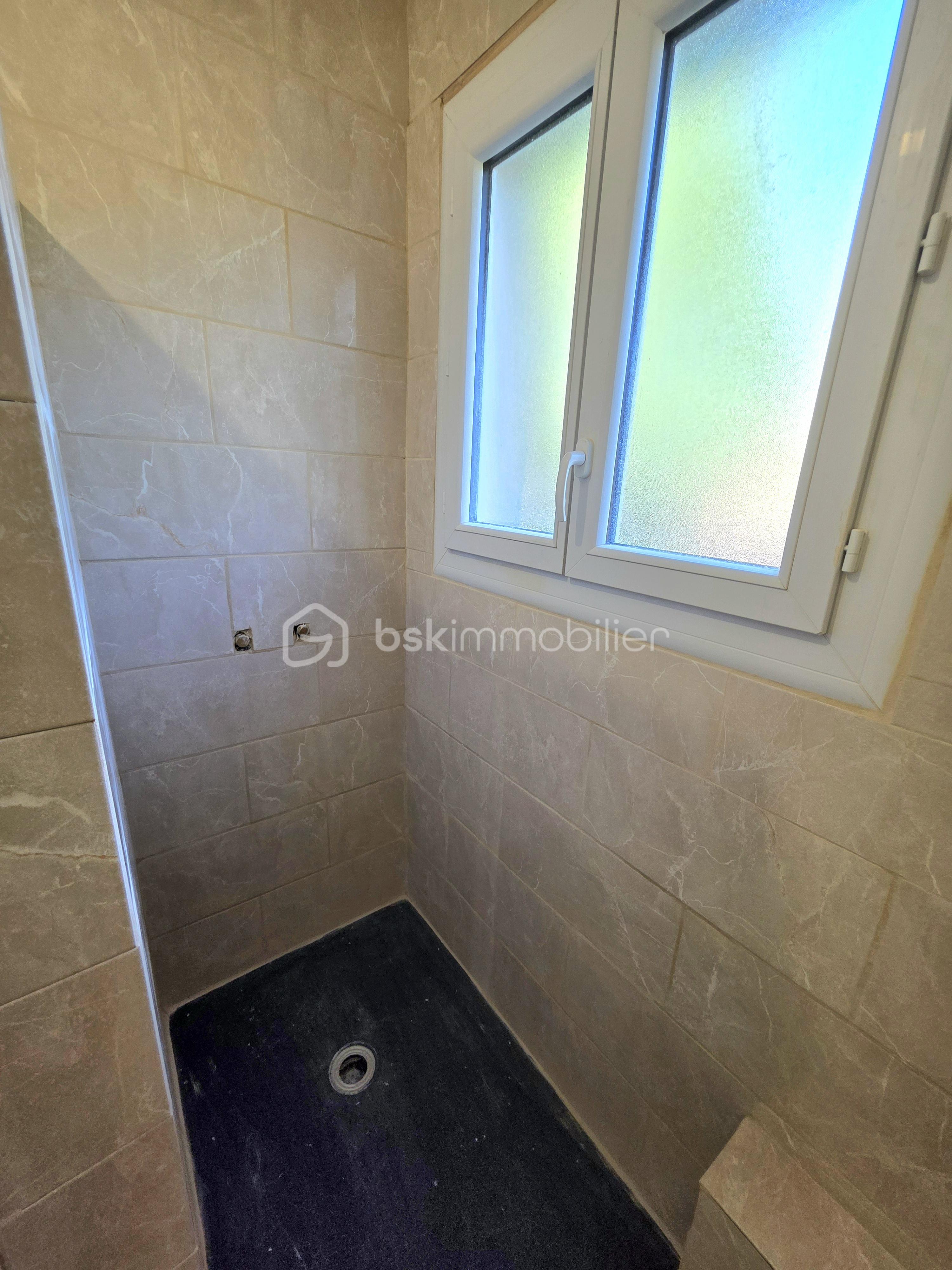 Maison de 173 m² - 20251103_085837.jpg