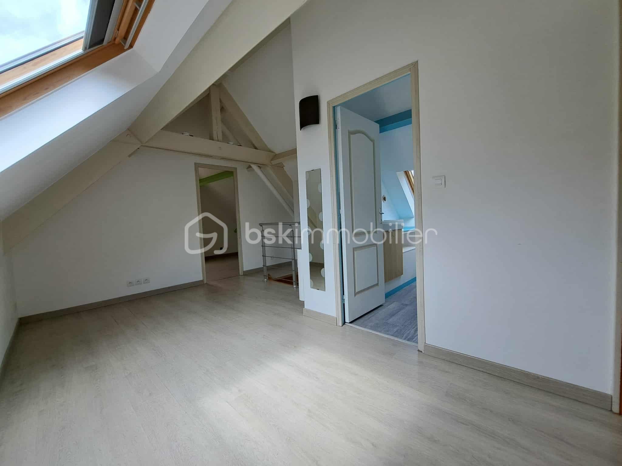Maison de 114 m² - 28aadb67-953a-444b-8313-1521b9a98572.jfif