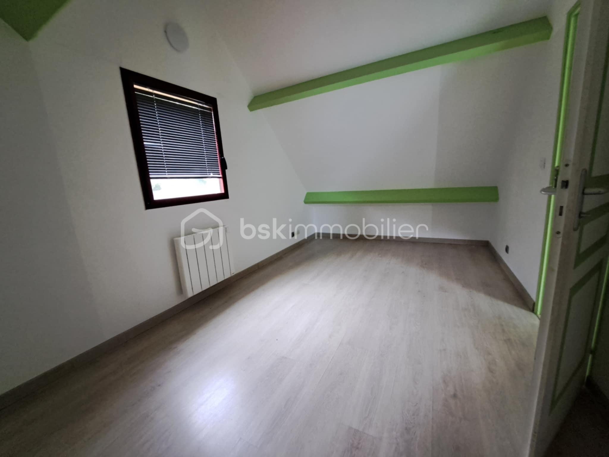 Maison de 114 m² - f5e94ce0-ae7e-44e3-8aa3-b09ccc20c922.jfif