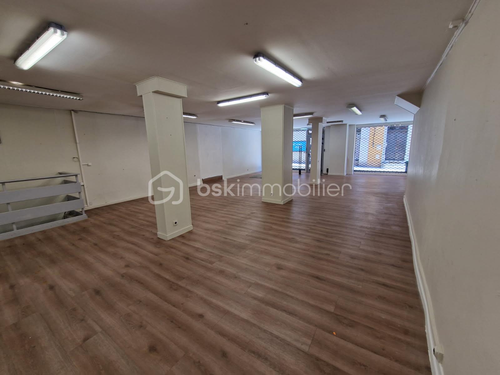 Local d'activités de 217 m² - image0000031.jpg