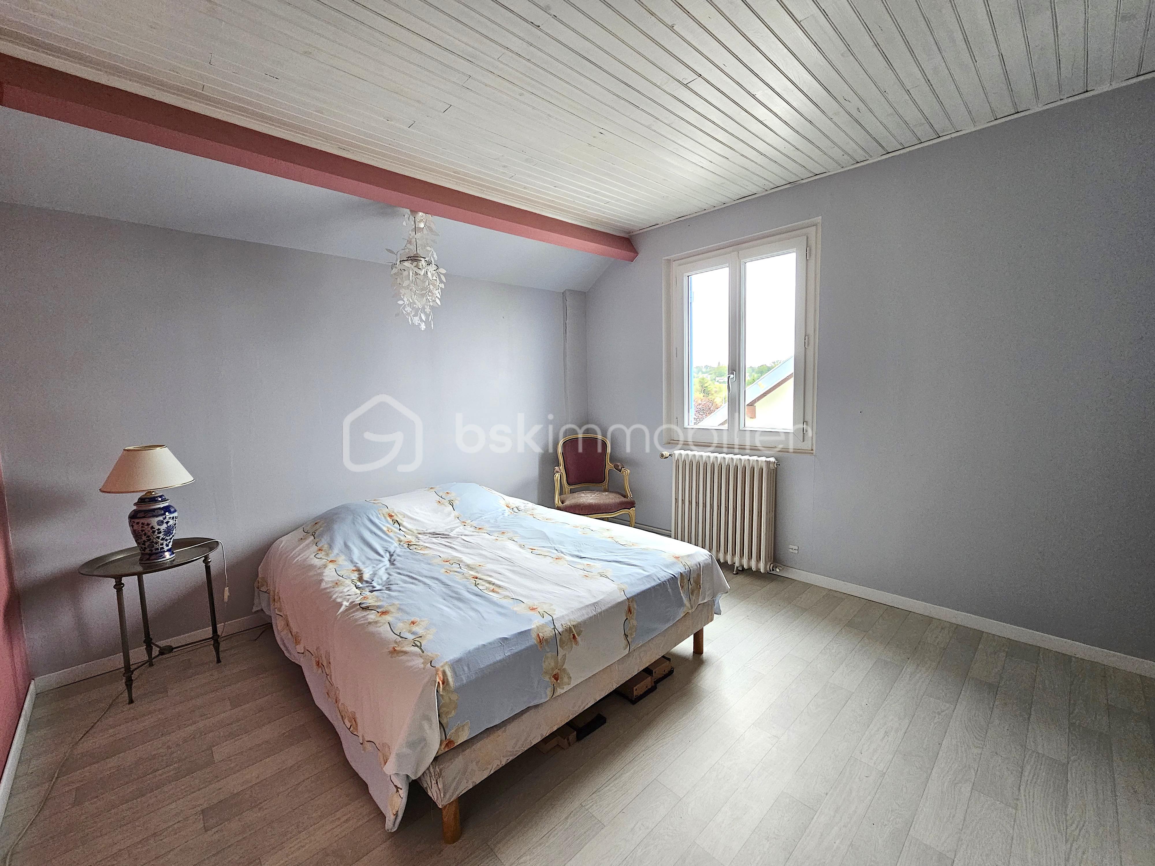 Maison traditionnelle de 137,98 m² - 20251003_142704(0).jpg