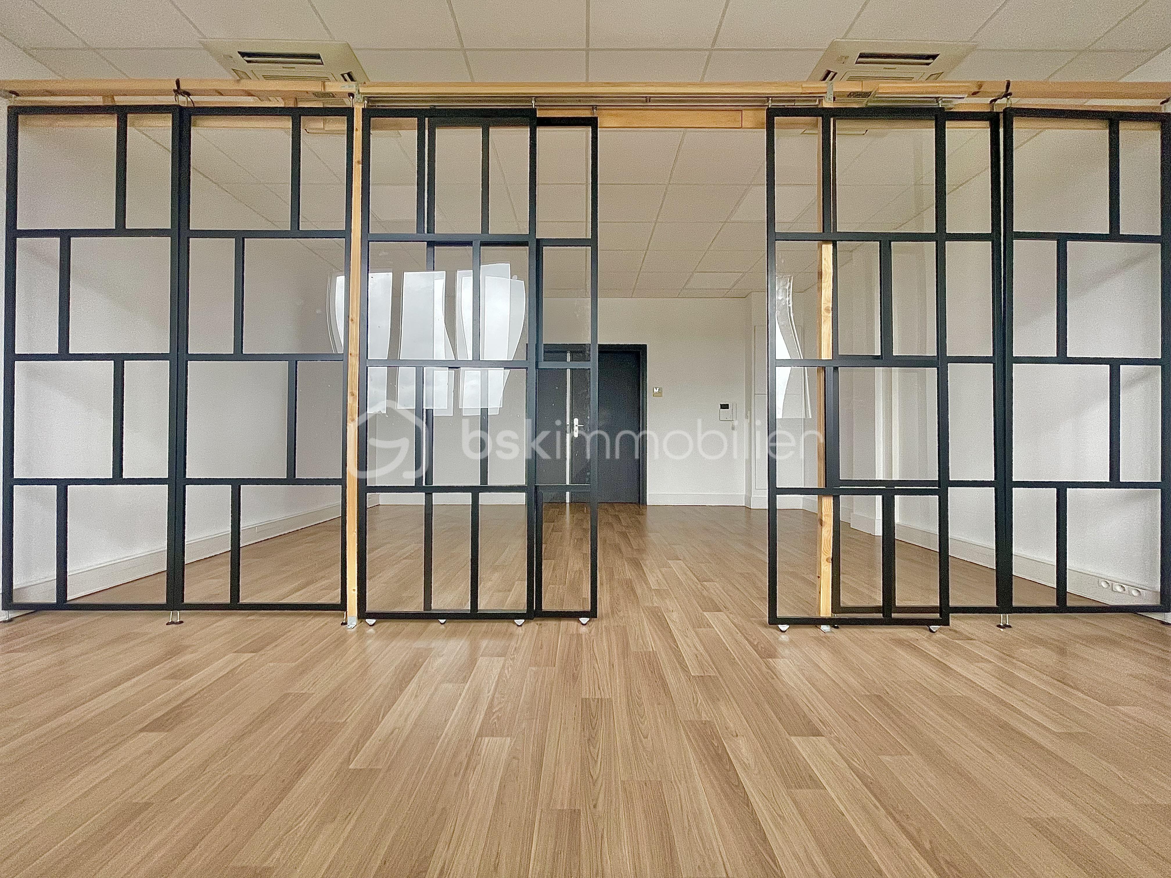 Bureau de 35,58 m² - IMG_9497.jpg