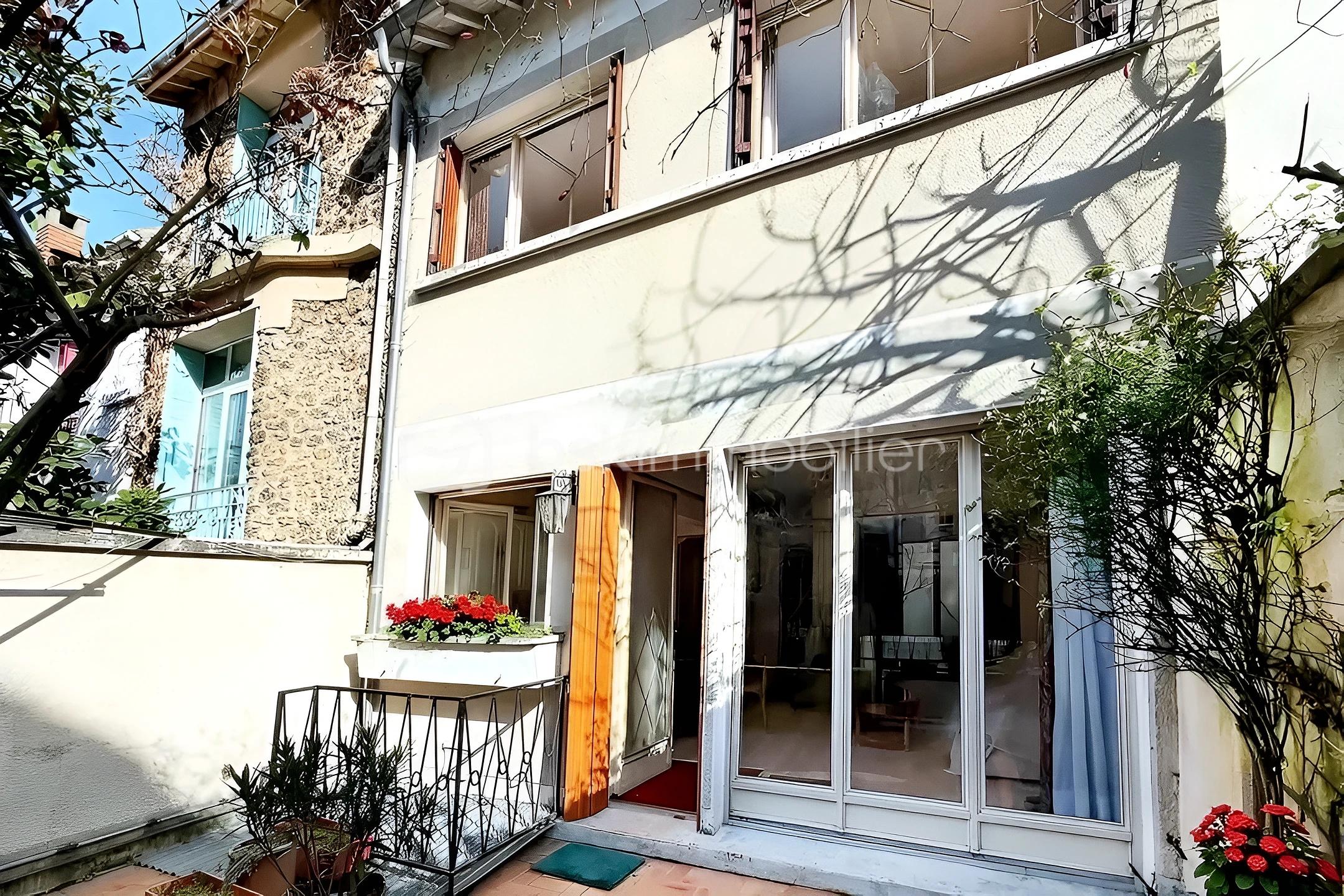 hoqi-photo 2 copie 3.jpg