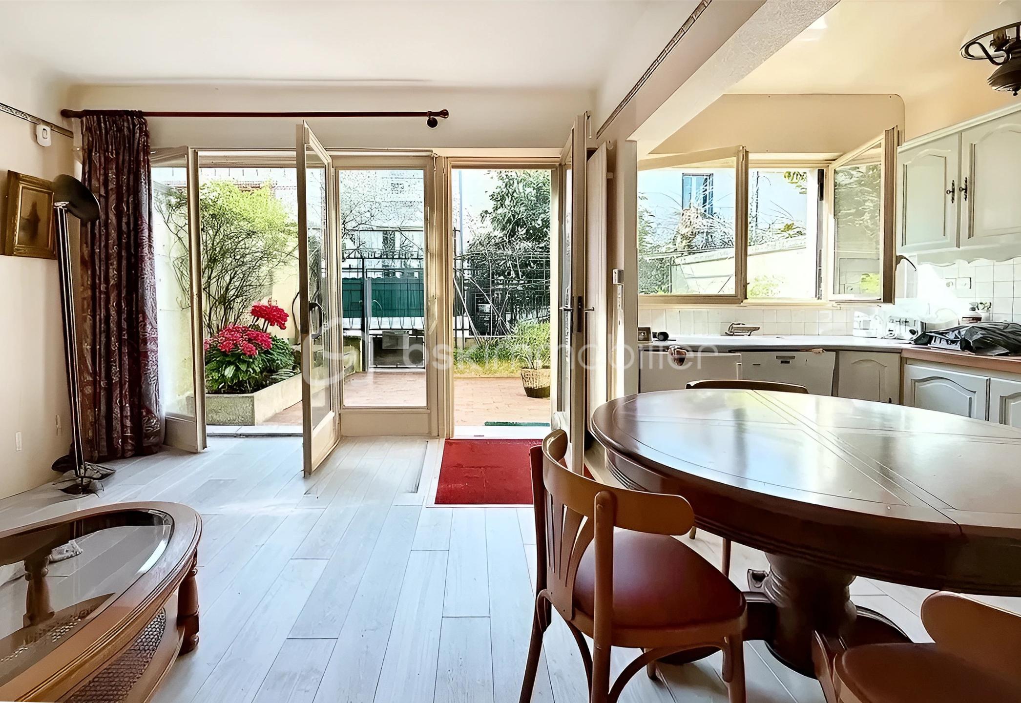 hoqi-photo 3 copie.jpg