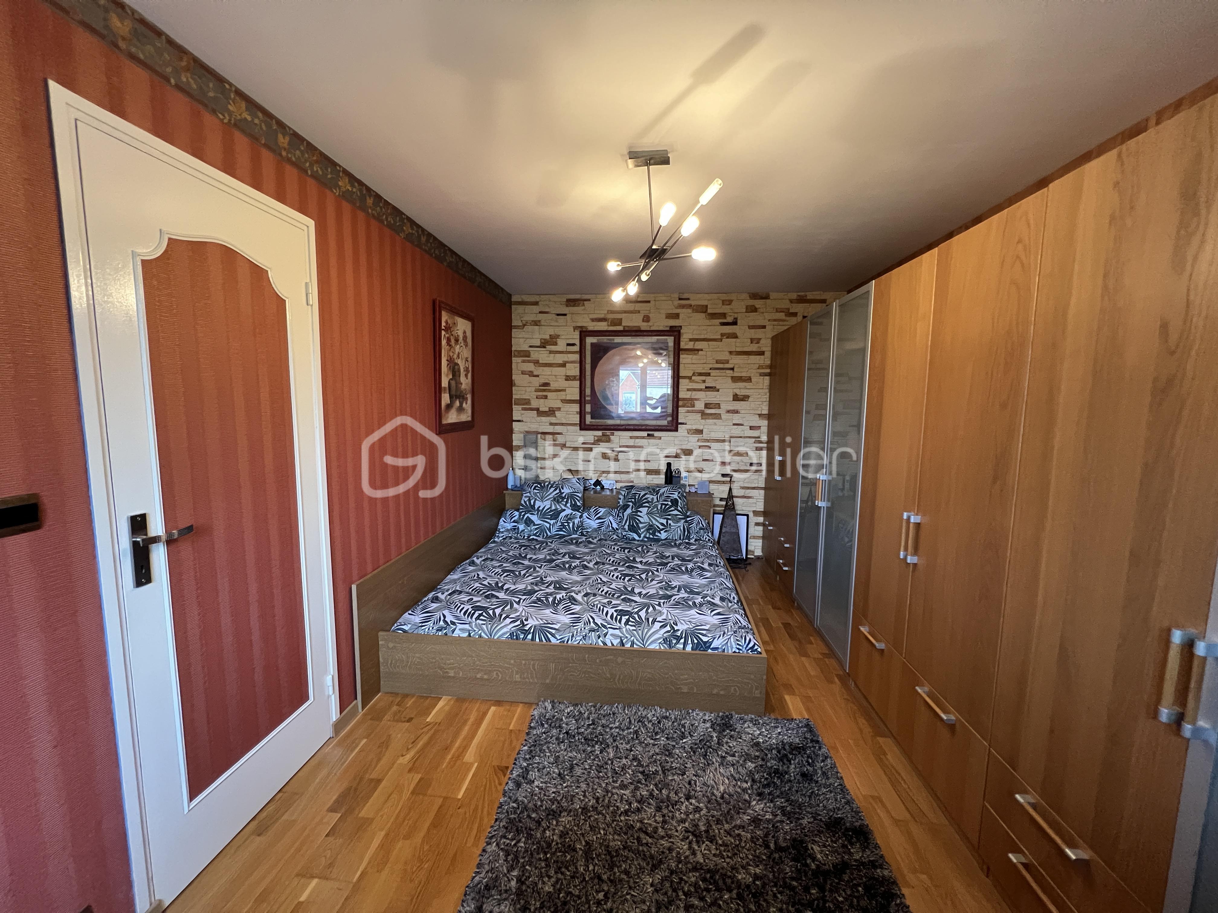 Pavillon de 146,86 m² - NICOLAS VAN DE WALLE BSKIMMOBILIER VOISIN LE BRETONNEUX MAISON JURE 3.JPG