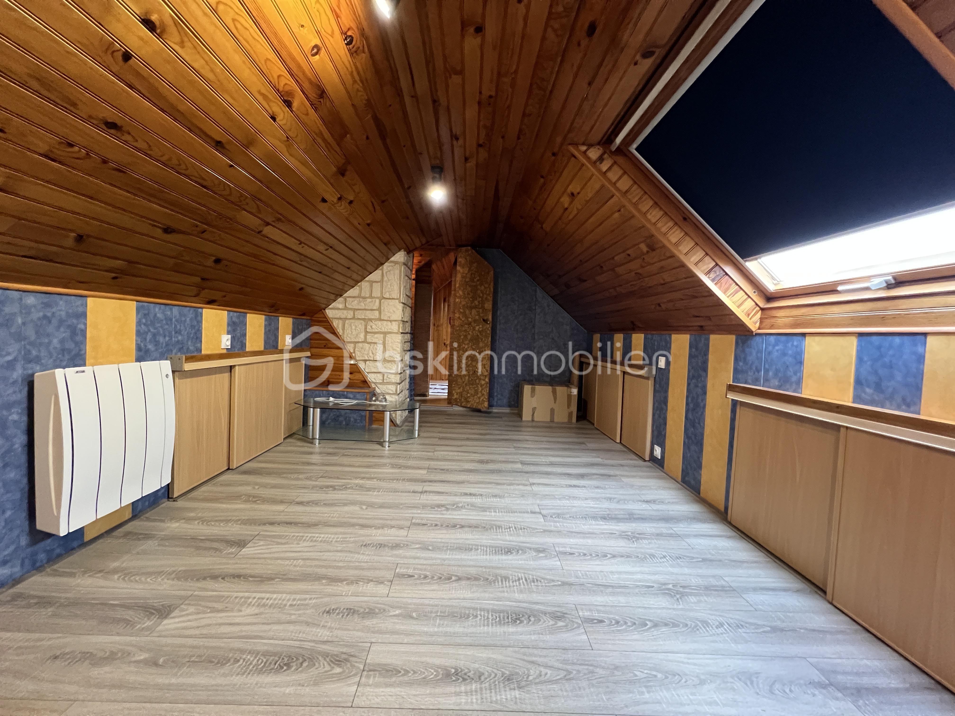 Pavillon de 146,86 m² - NICOLAS VAN DE WALLE BSKIMMOBILIER VOISIN LE BRETONNEUX MAISON JURE 9.JPG