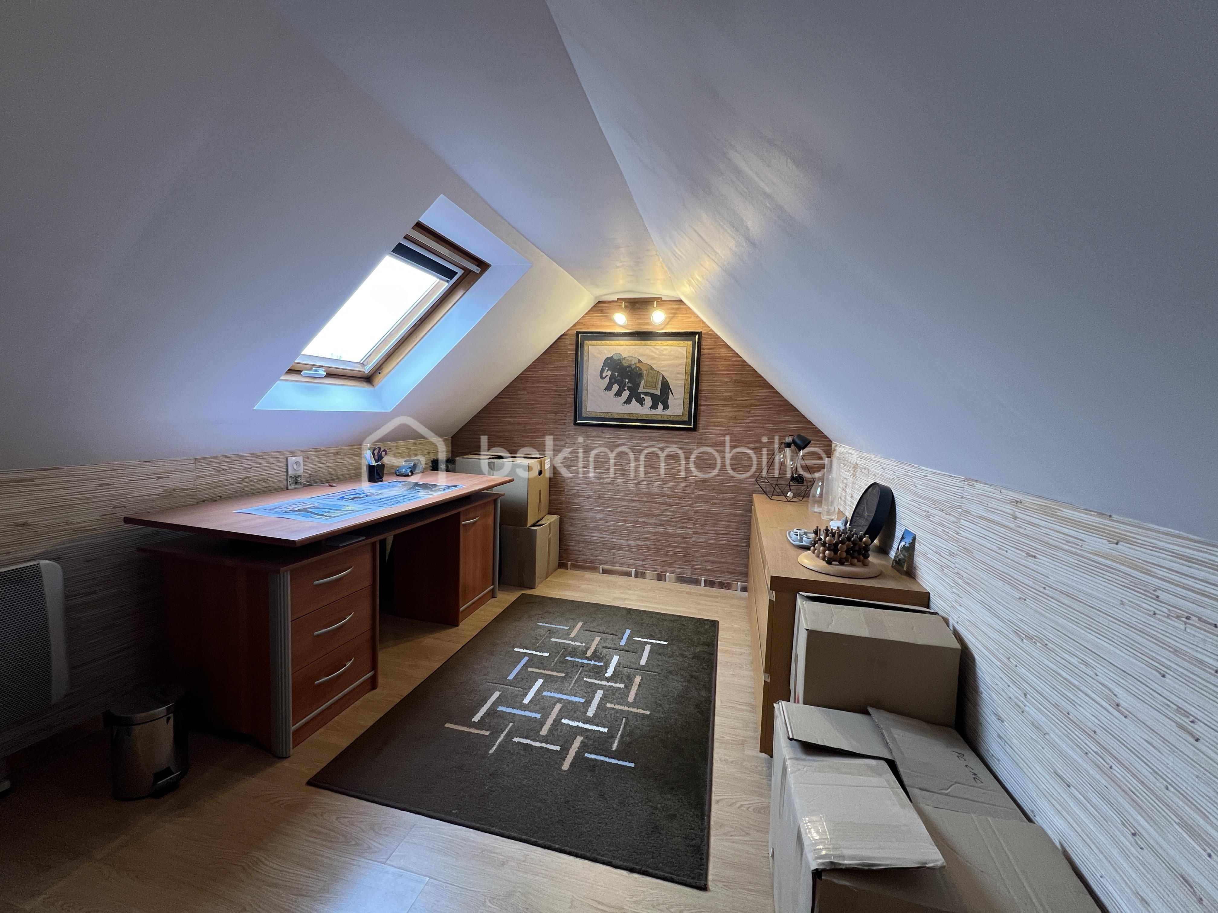 Pavillon de 146,86 m² - NICOLAS VAN DE WALLE BSKIMMOBILIER VOISIN LE BRETONNEUX MAISON JURE 1.JPG