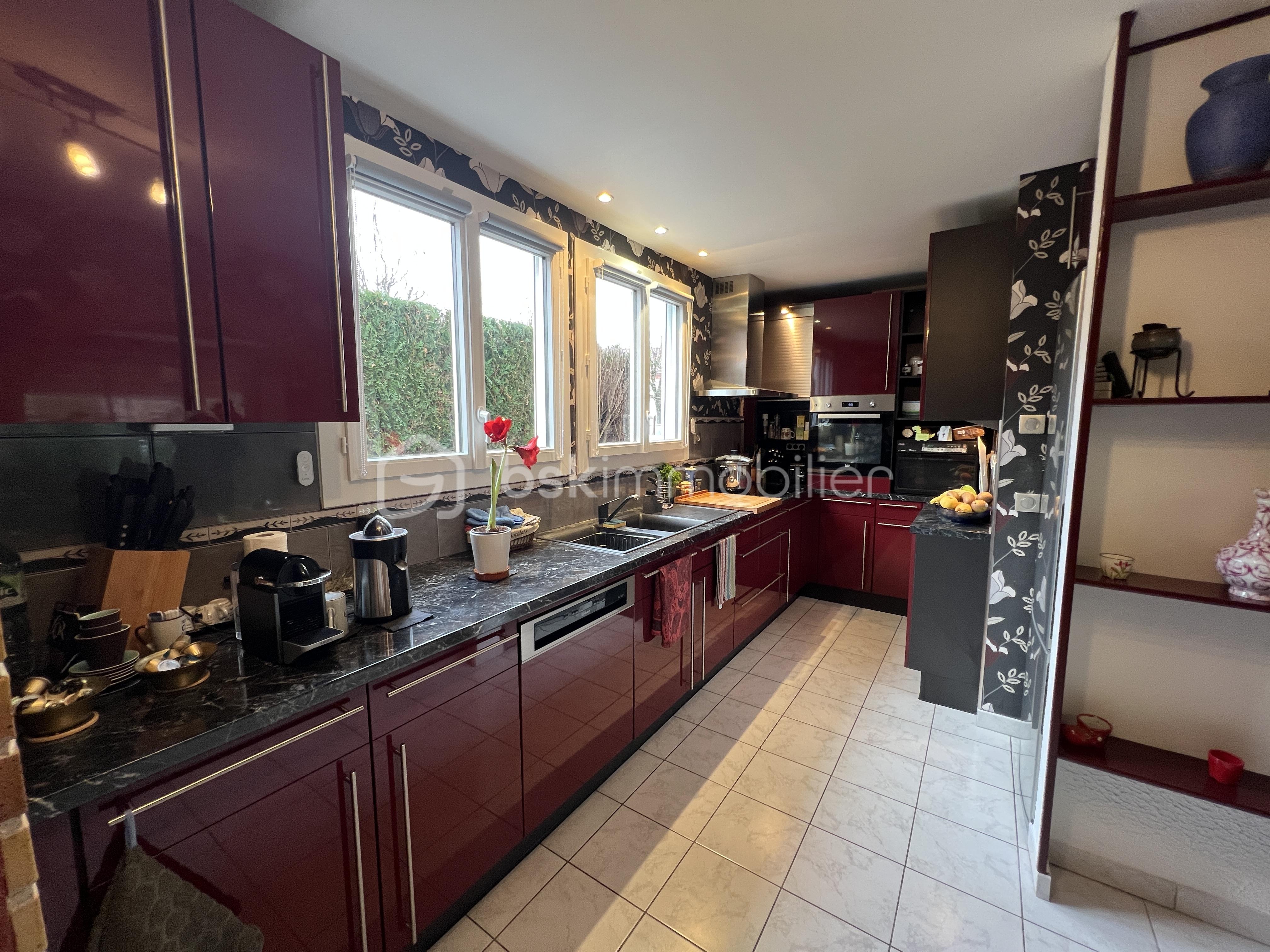 Pavillon de 146,86 m² - NICOLAS VAN DE WALLE BSKIMMOBILIER VOISIN LE BRETONNEUX MAISON JURE 8.JPG