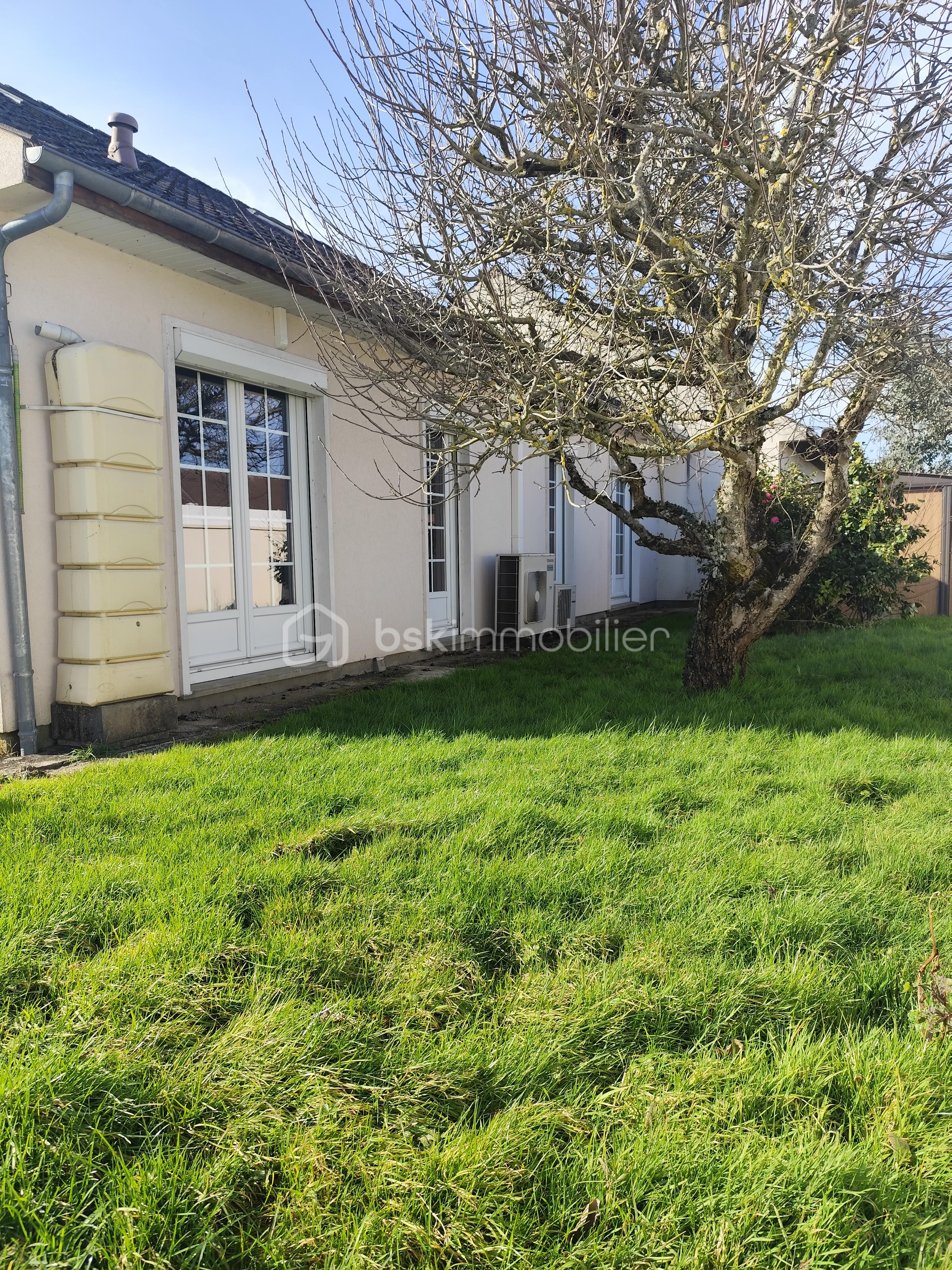 Pavillon de 123 m² - 1741080397185.jpg