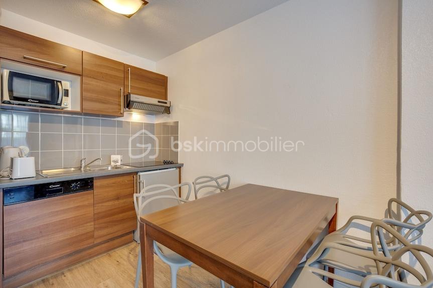 Appartement de 44,71 m² - Séjour appartement aix.jpg