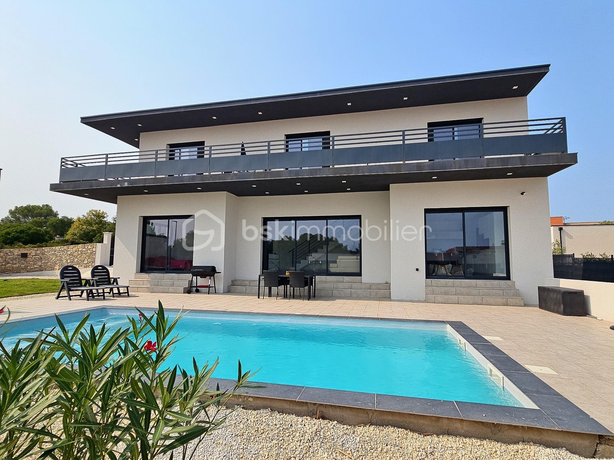 Villa de 190 m² - exposio_132889743.jpg