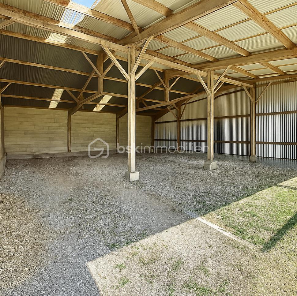 Maison de 156 m² - hangar 3.png
