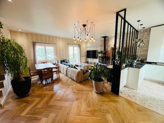 Maison de 160 m² - thumbnail_IMG_5556.jpg