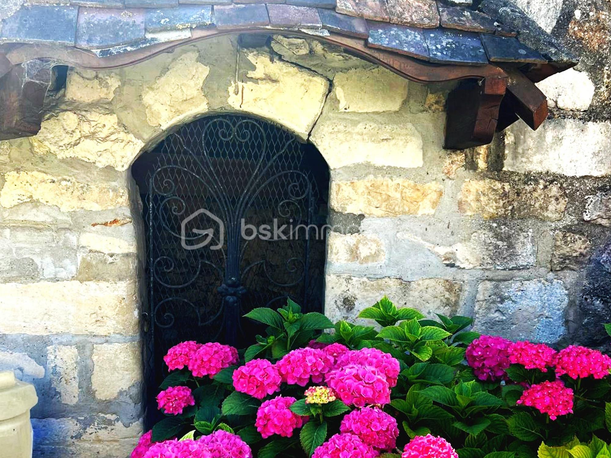 IMMOBILIER HOUDAN CELINE VAN DE WALLE BSK IMMOBILIER 17.jpg