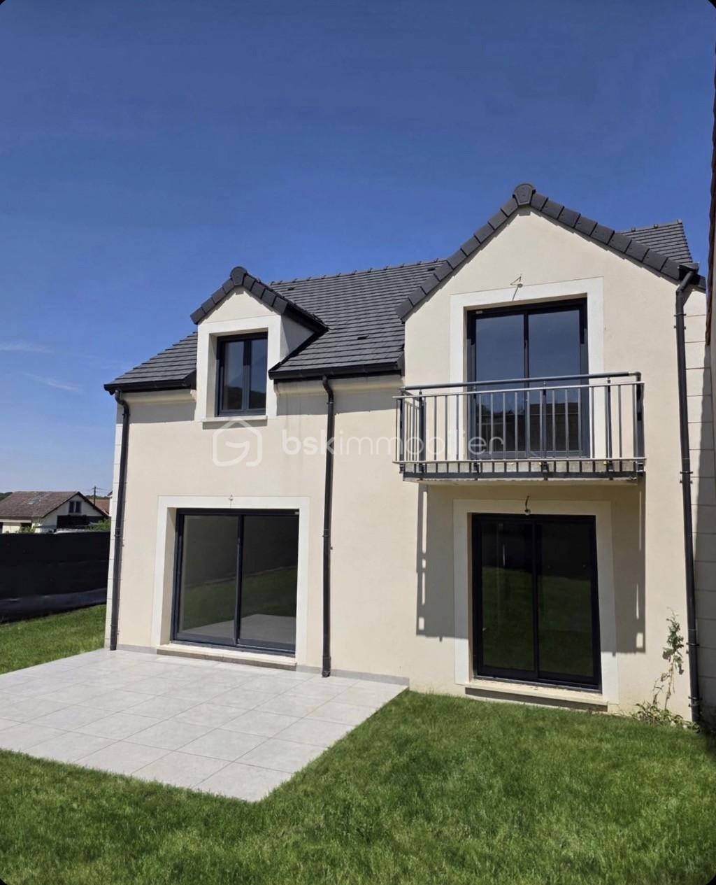 VUE MAISON FACE COTE JARDIN IA.jpg