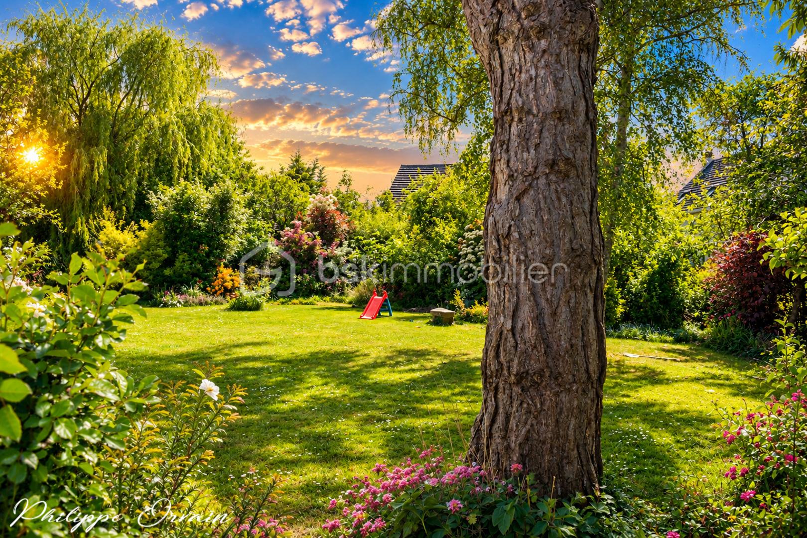 Jardin fleuri au coucher du soleil.jpg