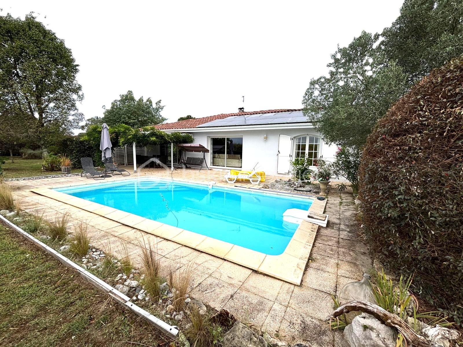 Maison de 152 m² - extérieur 5.jpg