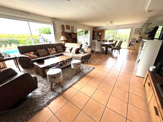 Maison de 152 m² - salon 3.jpg