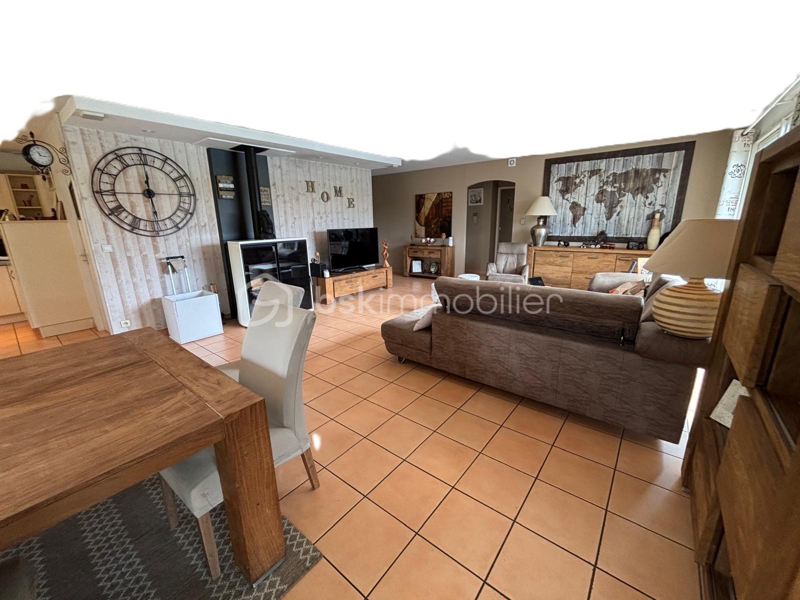 Maison de 152 m² - salle à manger.jpg 1.jpg