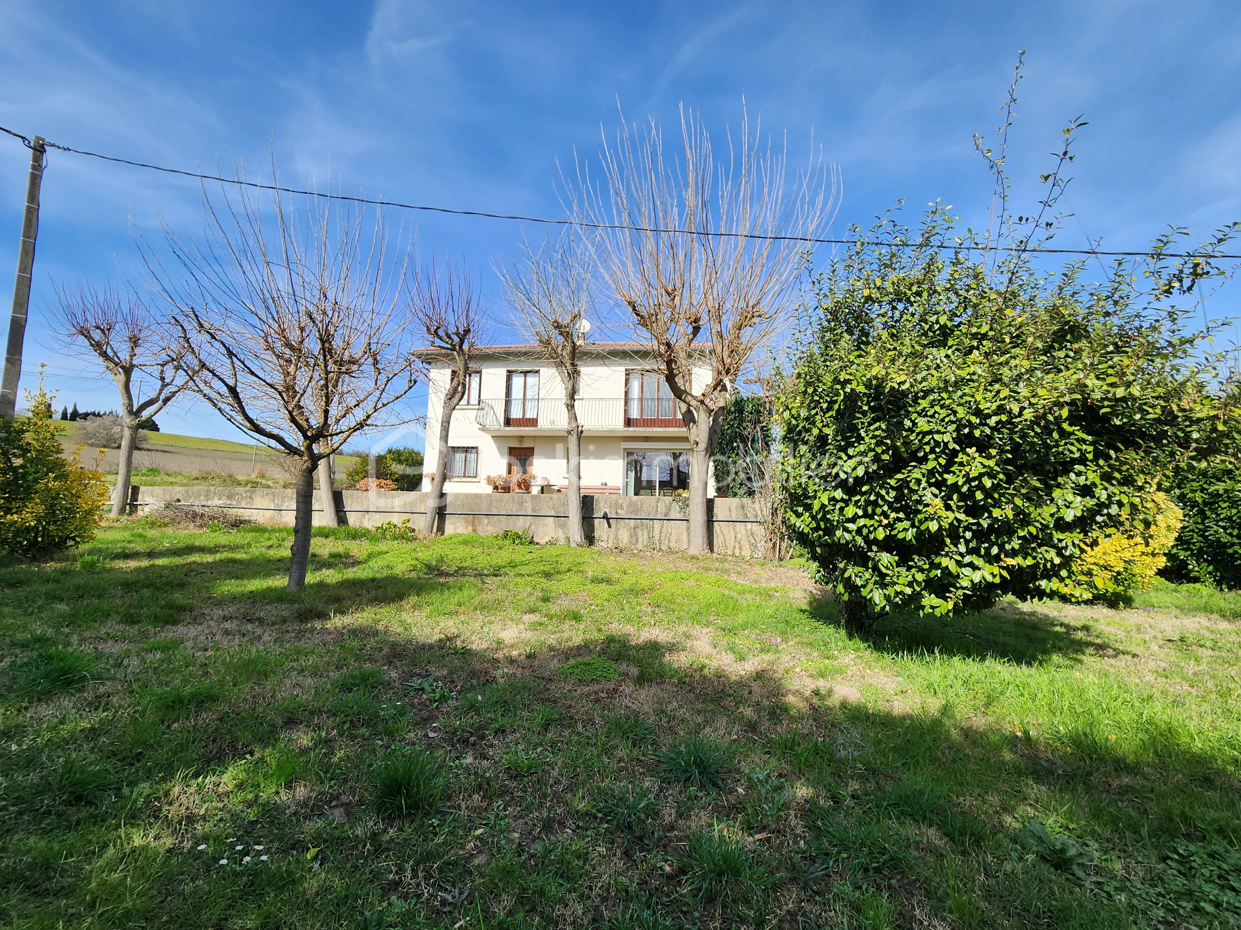 Façade Sud vue ouest.jpg