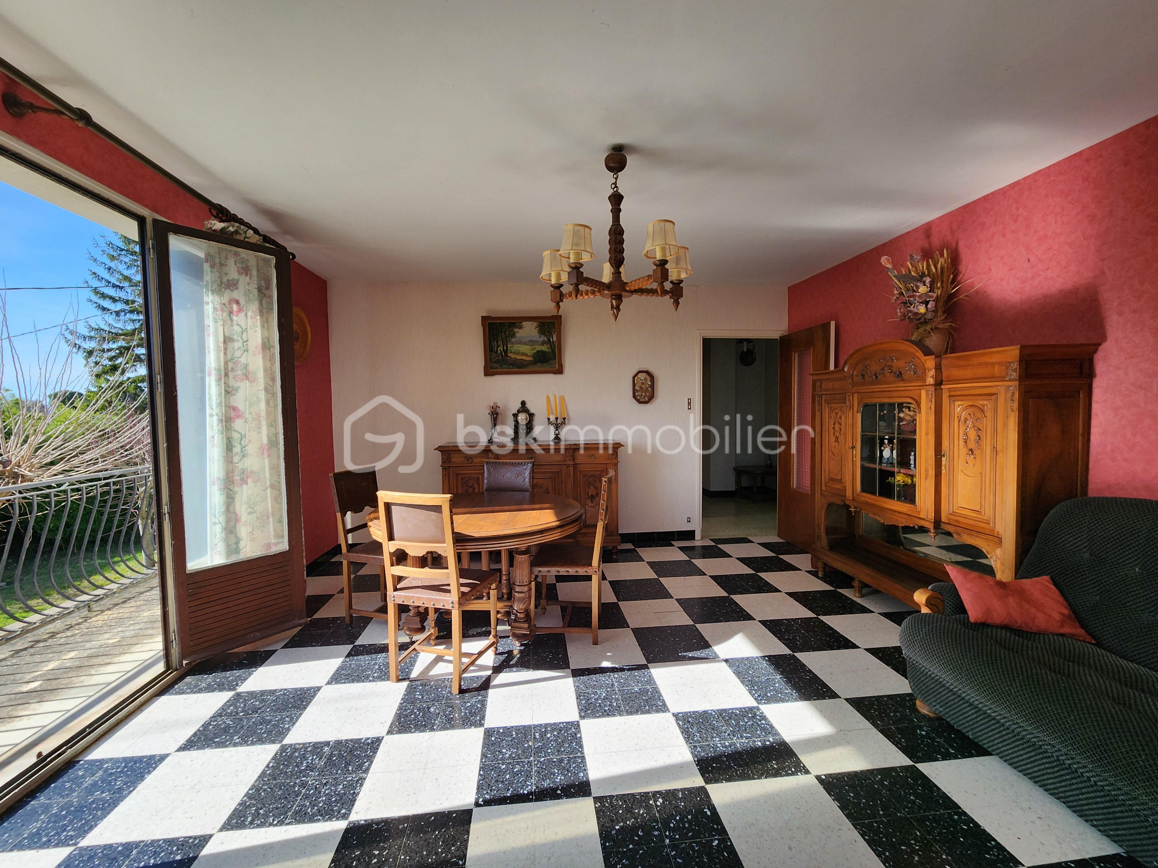 Salon vue balcon.jpg