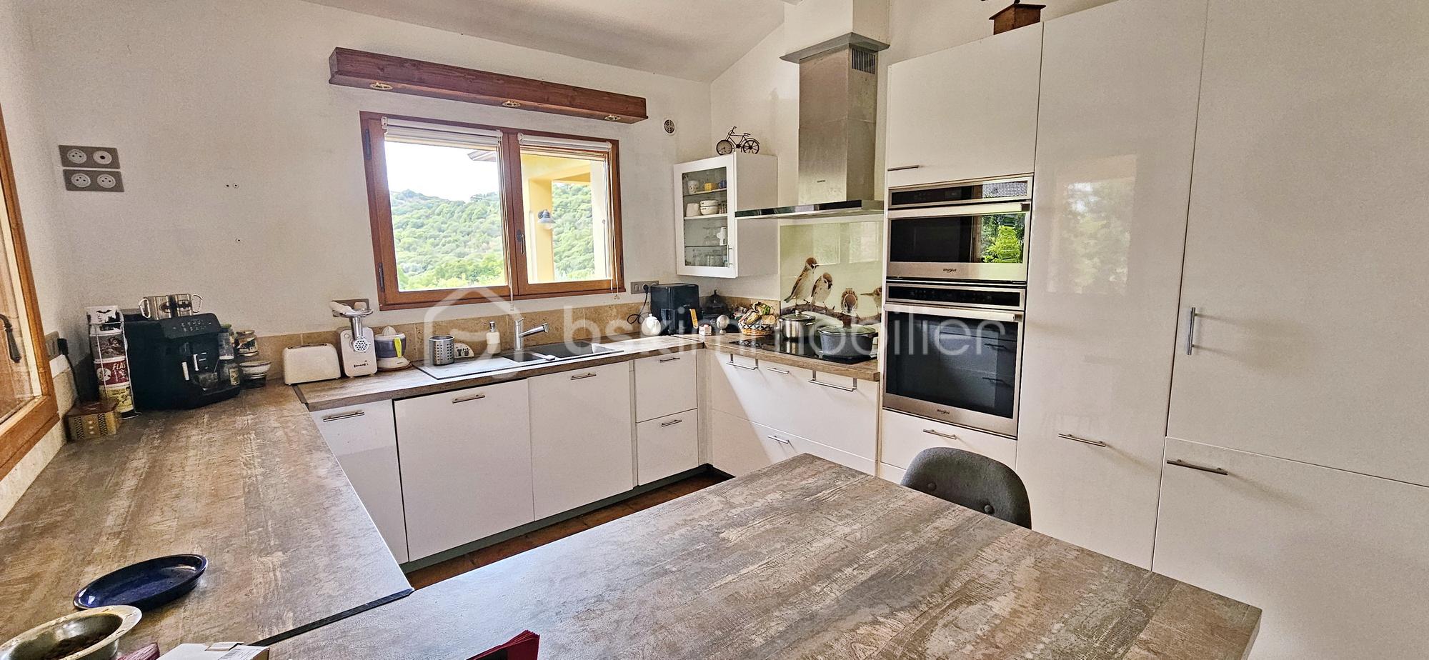 Maison de 246 m² - C.jpg