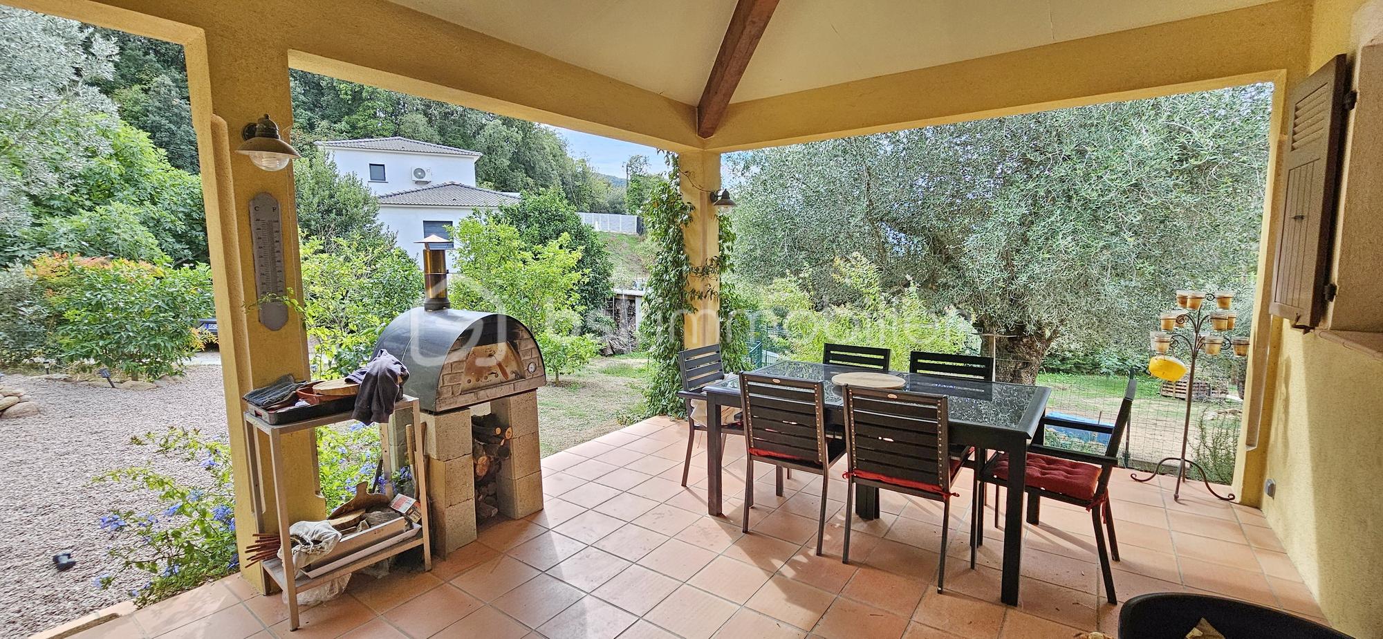 Maison de 246 m² - B2.jpg