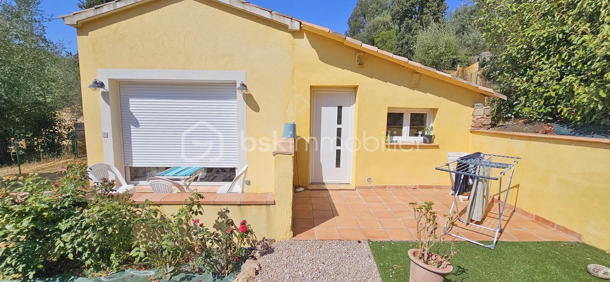 Maison de 246 m² - F.jpg