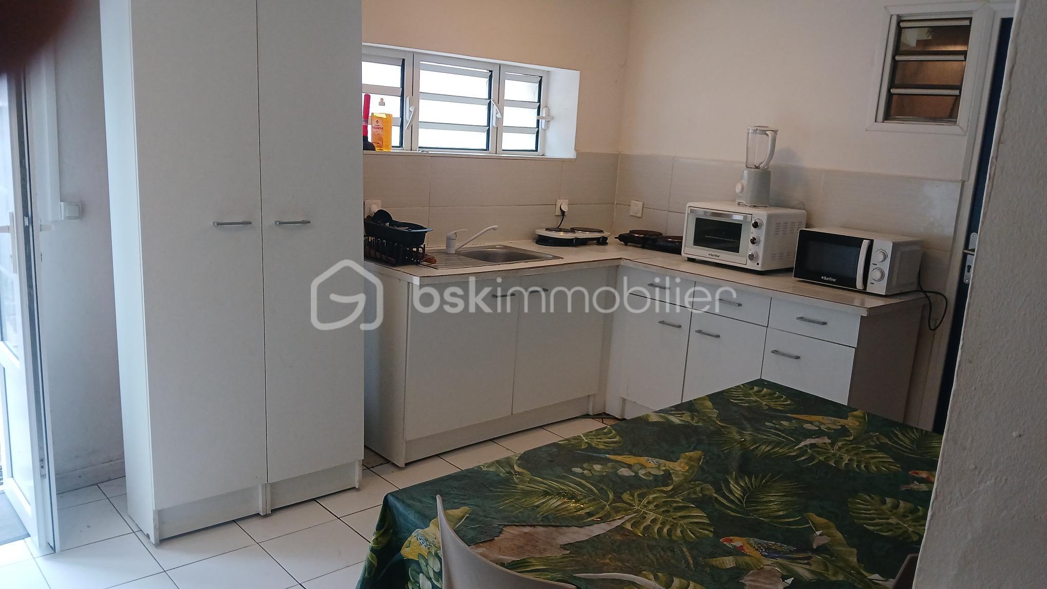 Cuisine appt sous-sol 1.jpg