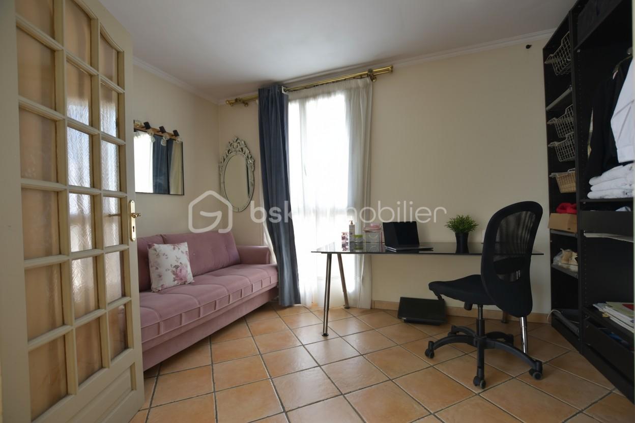 Appartement de 59 m² - generated_2025-09-29T19_19_09.640.jpg