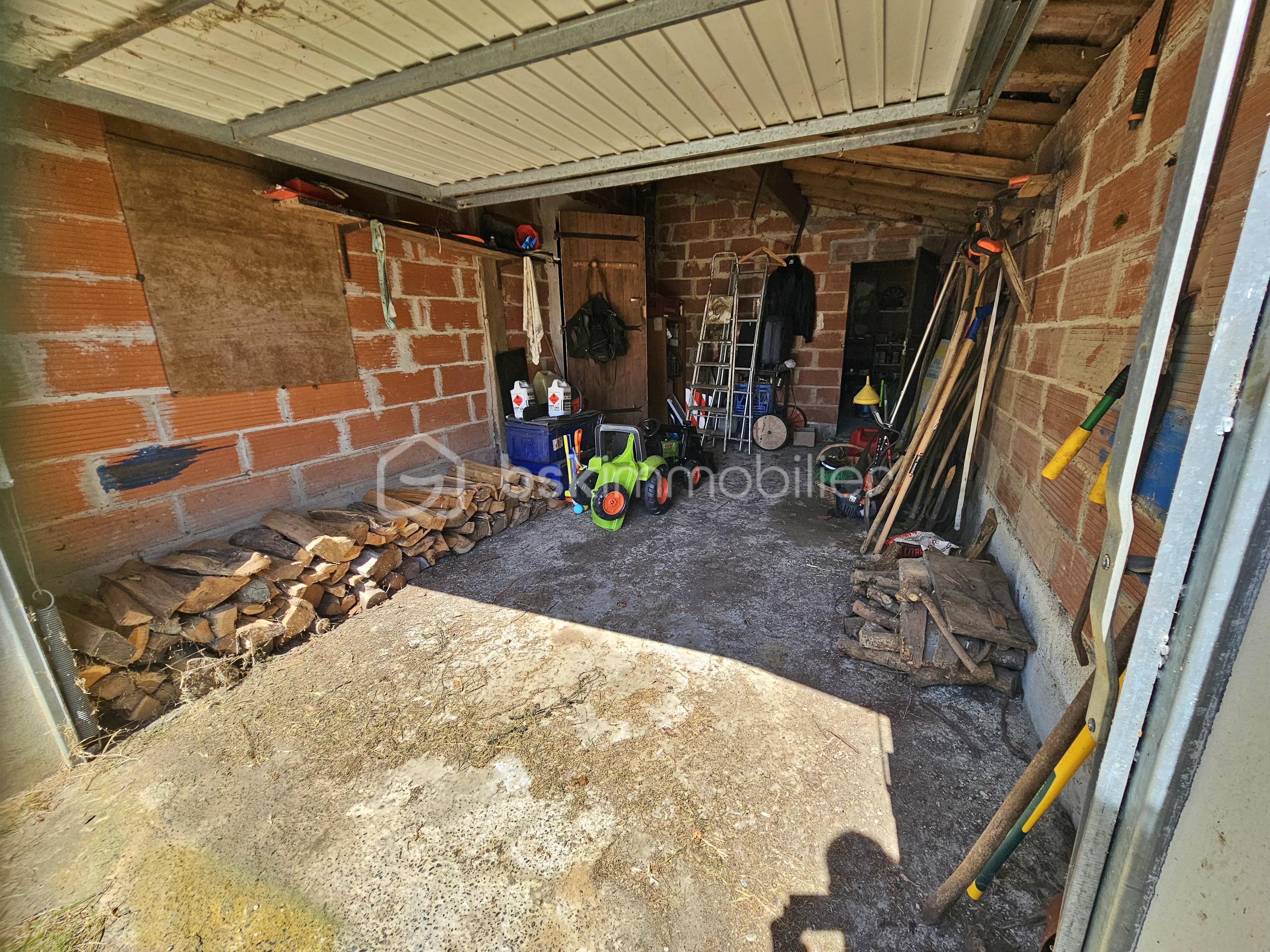 Maison ancienne de 180 m² - GARAGE.jpg