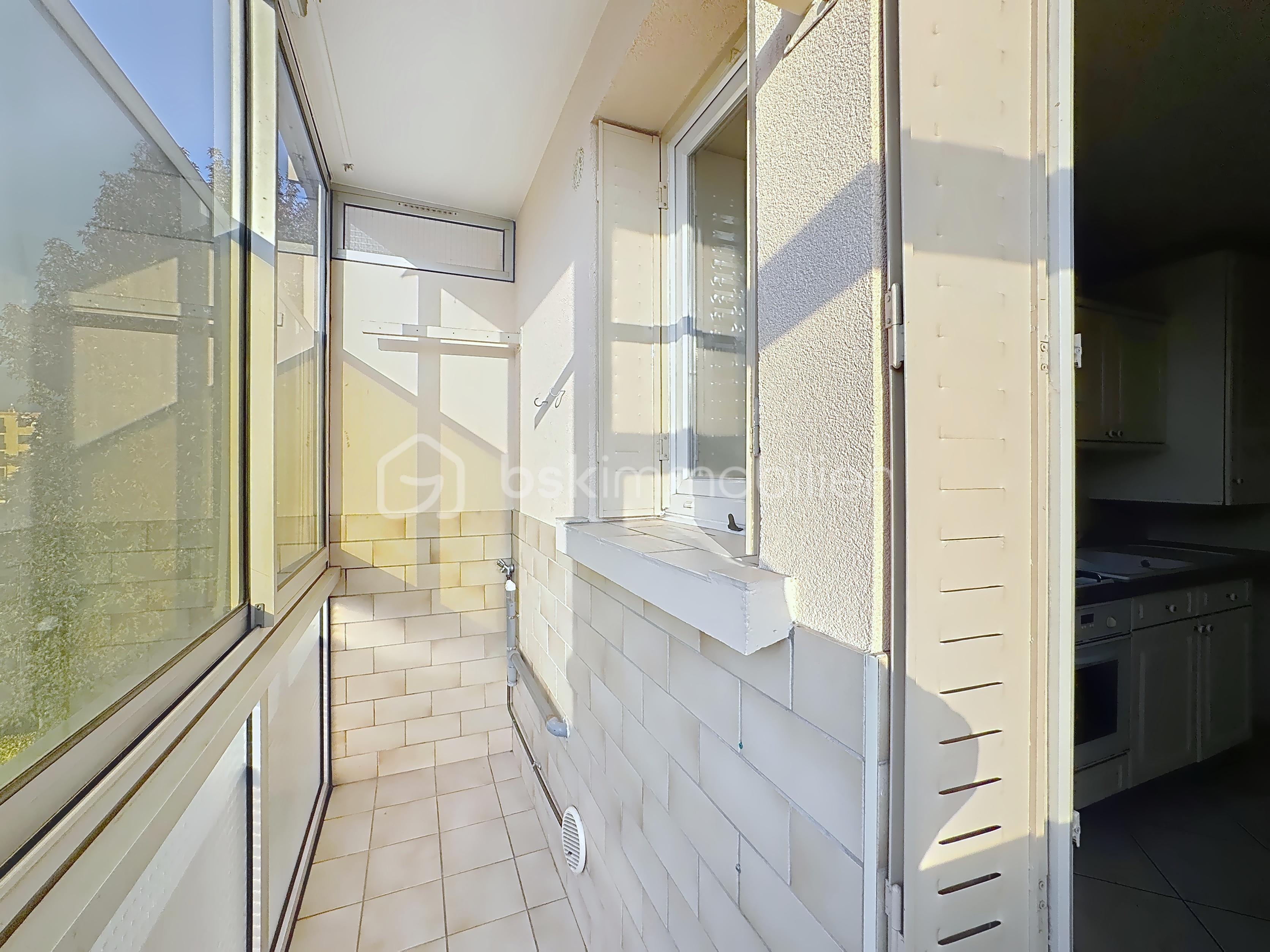 Appartement de 68,98 m² - veranda.jpeg
