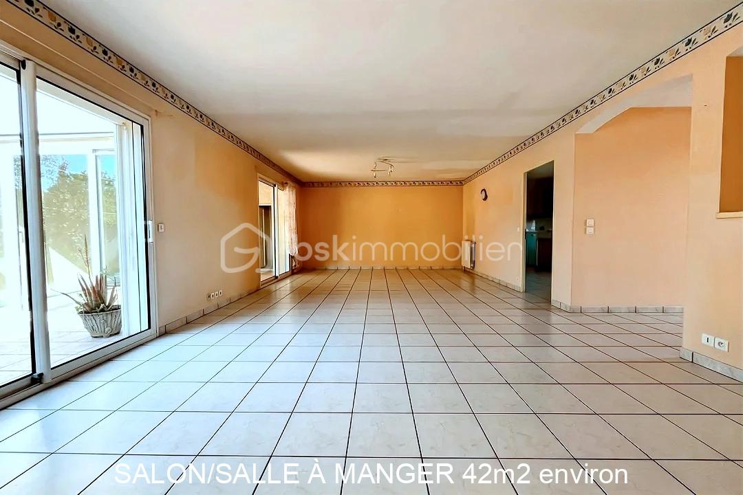Maison de 117 m² - salon:salle à manger.jpg