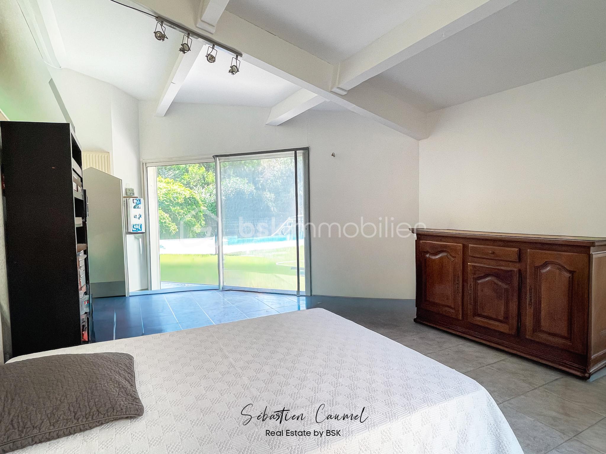 chambre-bureau-rdc-villa-saint-jean-vedas.jpg