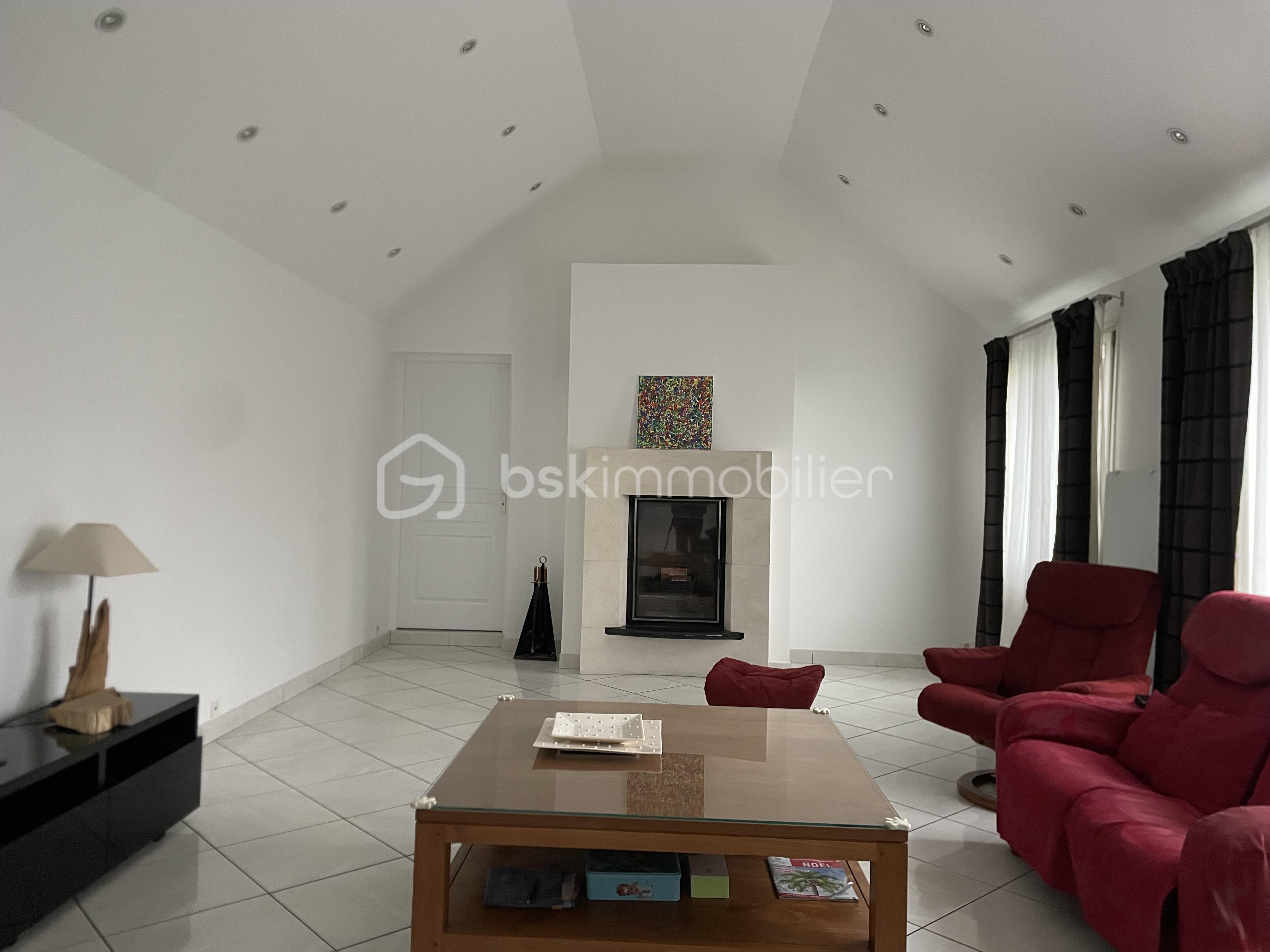 Demeure de 218 m² - sejour.jpg