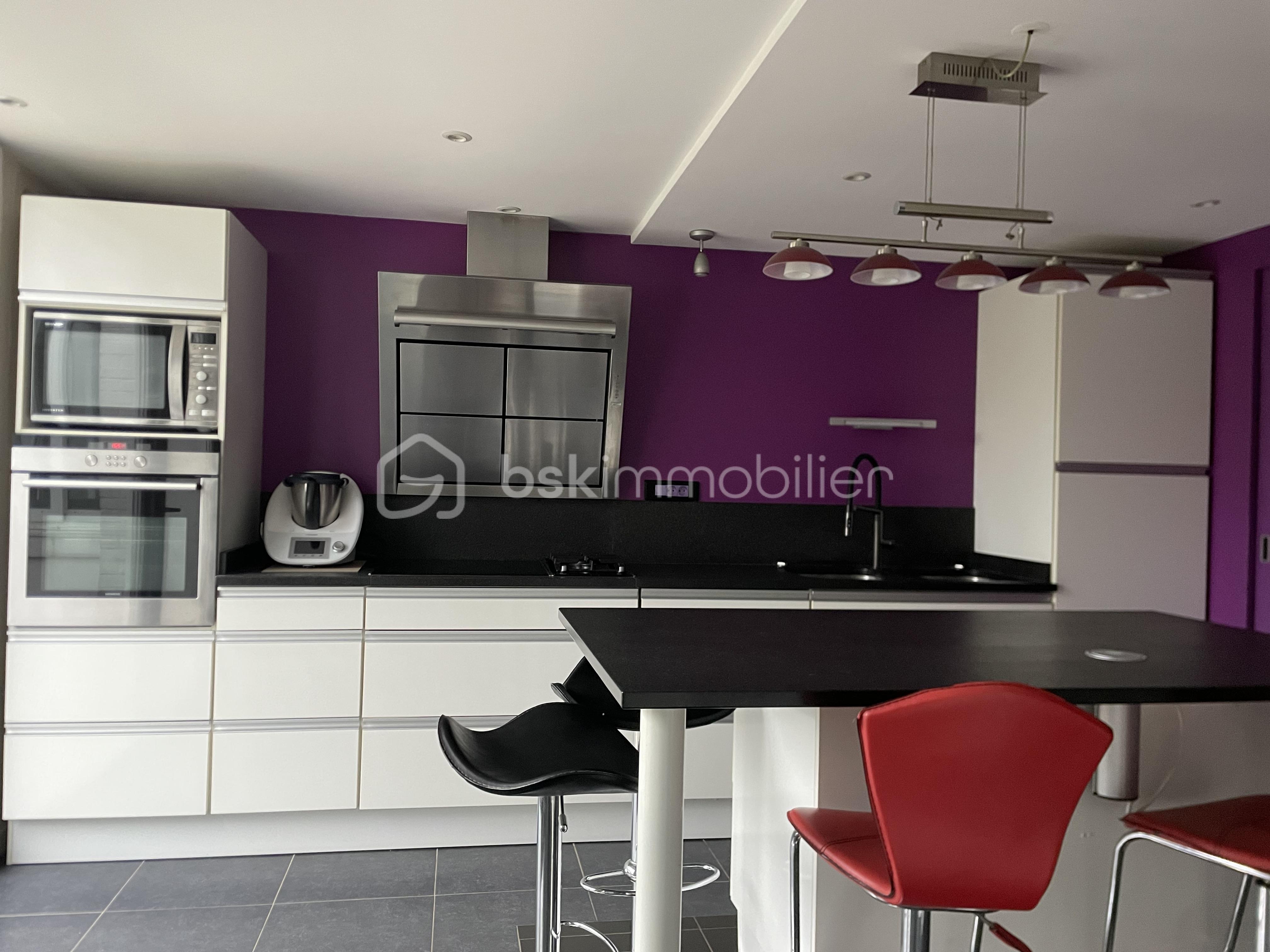 Demeure de 218 m² - cuisine.jpg