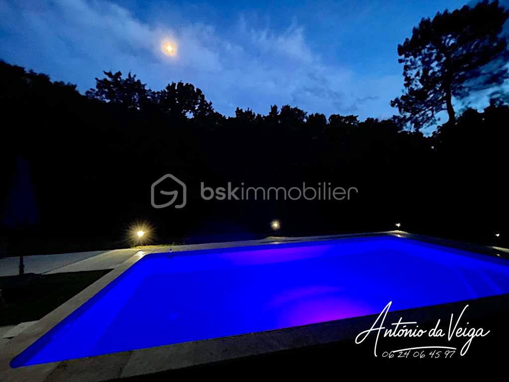 Immeuble commercial de 464,40 m² - 558746187.jpg